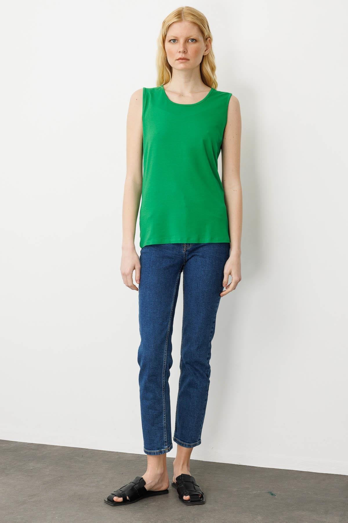 20868Kadın Askılı Penye T-shirt A.Yeşil