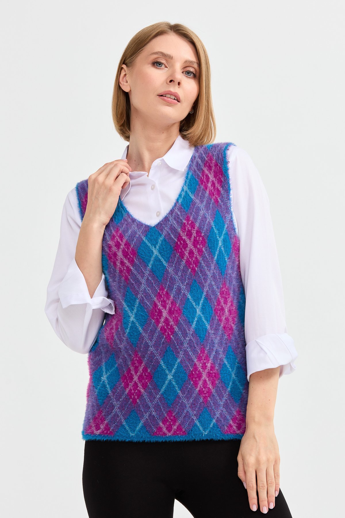 22266Kadın Baklava Desenli Süveter 24