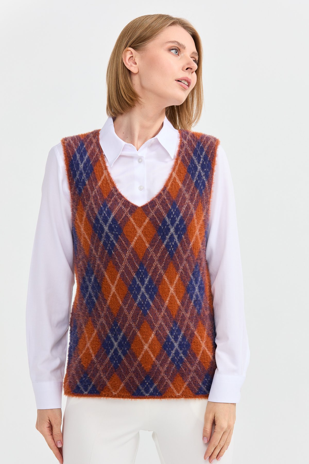 22266Kadın Baklava Desenli Süveter 2