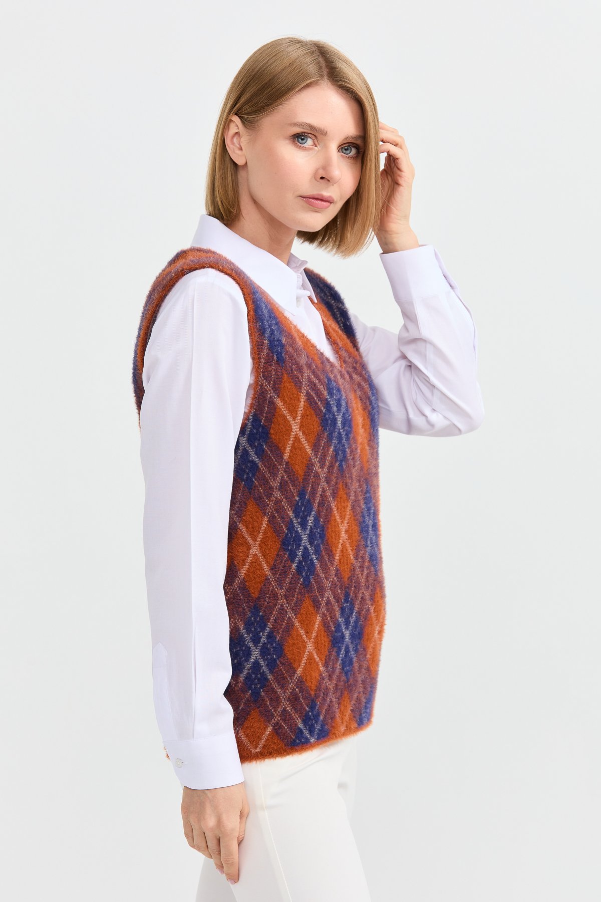 22266Kadın Baklava Desenli Süveter 2