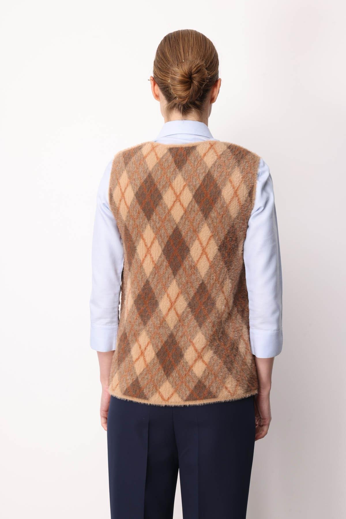 22266Kadın Baklava Desenli Süveter 37