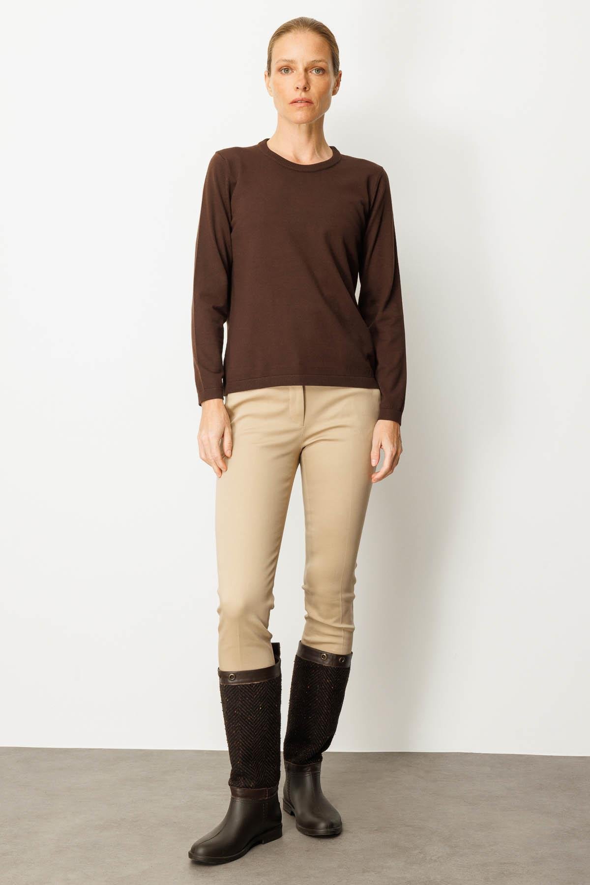 22308Kadın Basic Sıfır Yaka Kazak Kahve