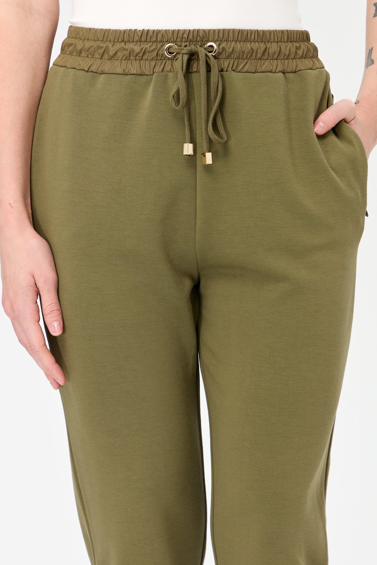 KMK23002Kadın Beli Bağcıklı Cepli Eşofman Pantolon Haki