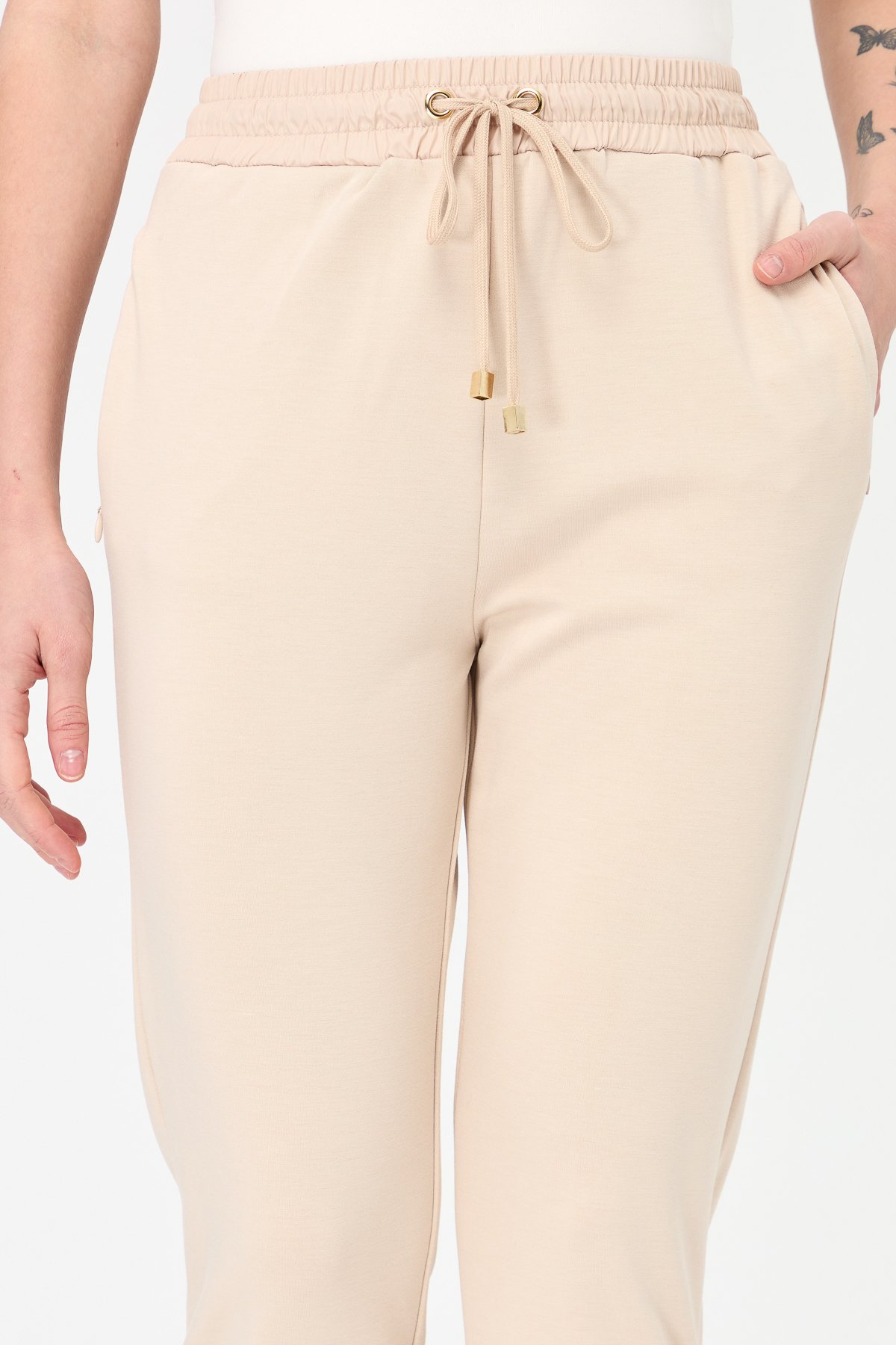 KMK23002Kadın Beli Bağcıklı Cepli Eşofman Pantolon Bej