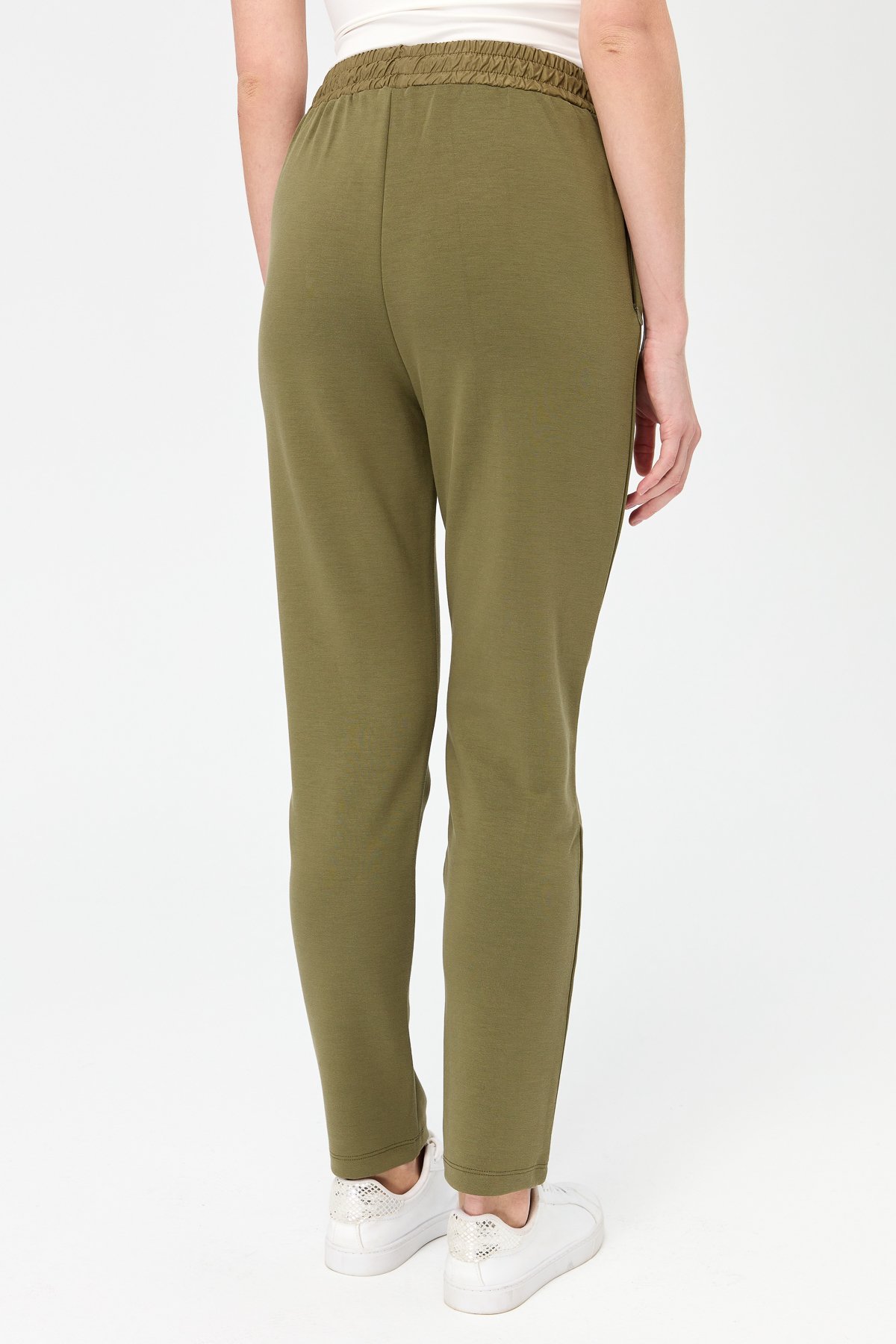 KMK23002Kadın Beli Bağcıklı Cepli Eşofman Pantolon Haki