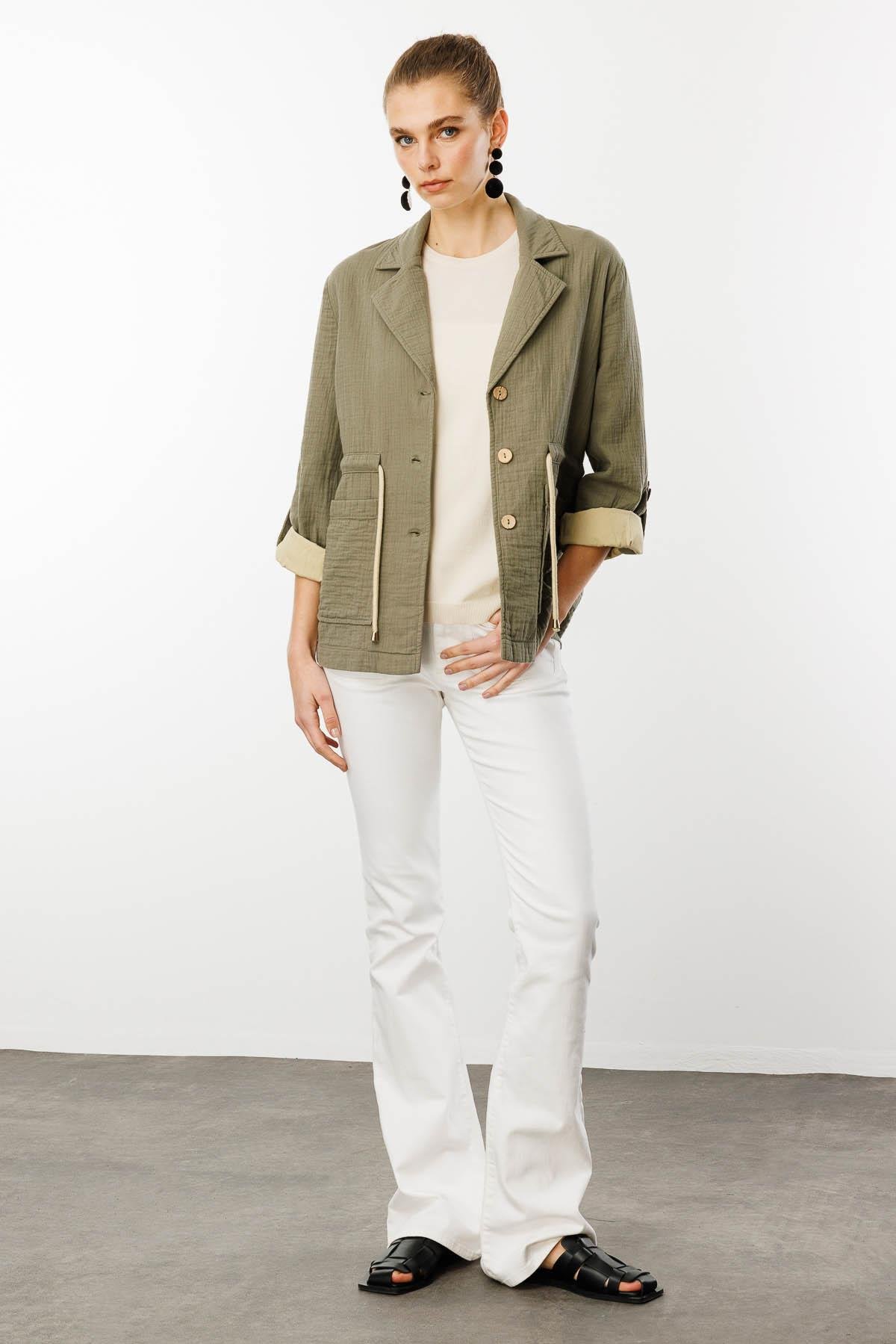 KMY24077Женская хлопковая куртка с завязкой на талии