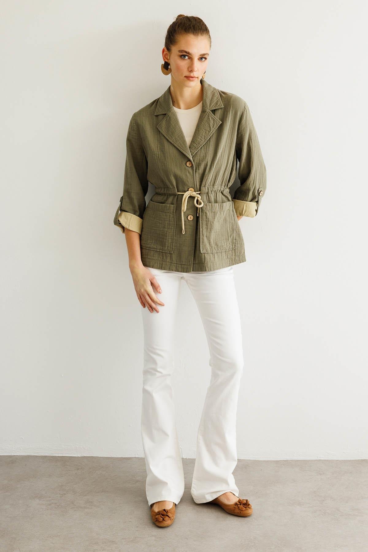 KMY24077Женская хлопковая куртка с завязкой на талии