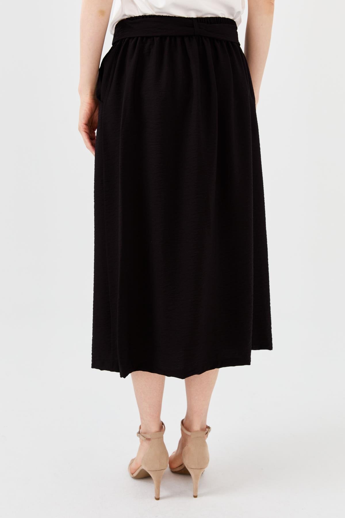 23487Kadın Beli Kuşaklı Önü Düğmeli Etek Siyah