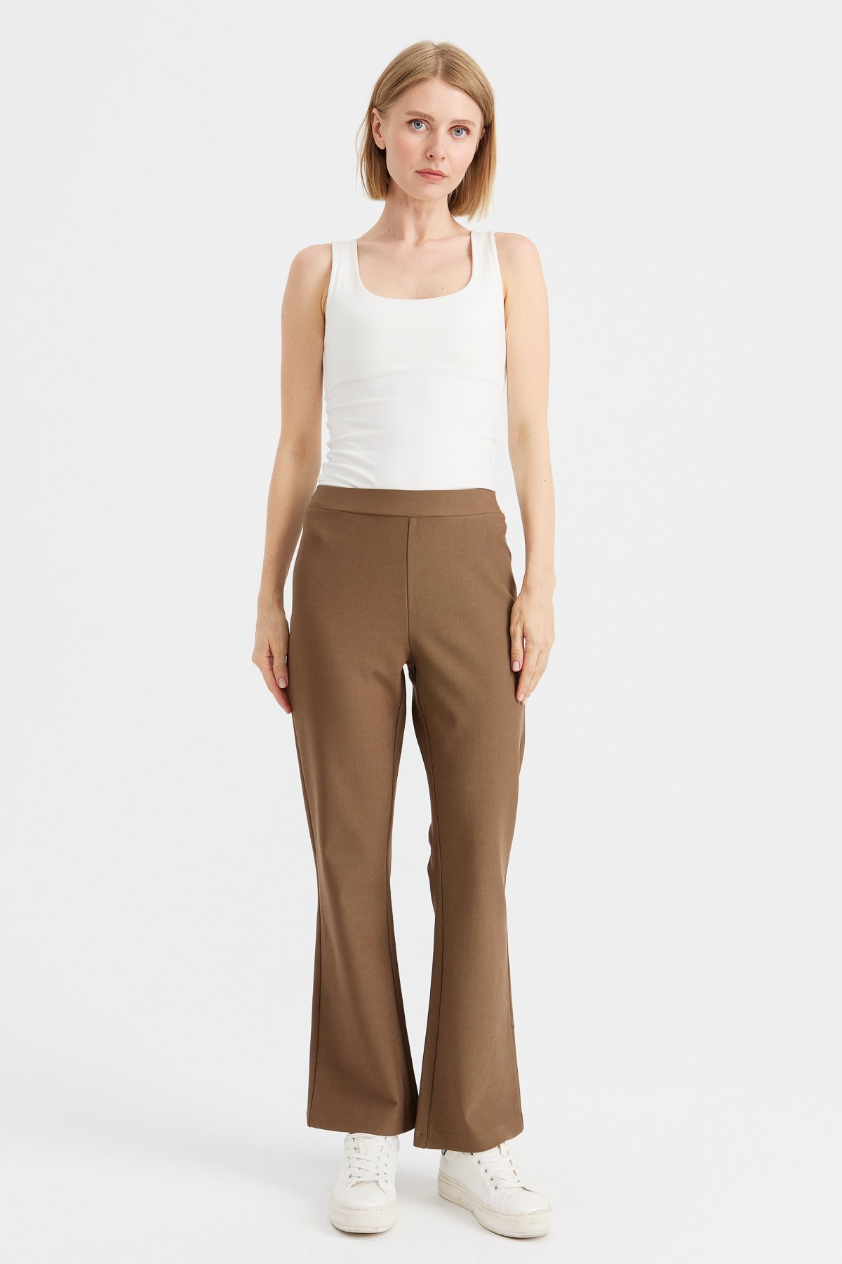 KMKPT005Kadın Beli Lastikli İspanyol Paça Tayt Pantolon Camel