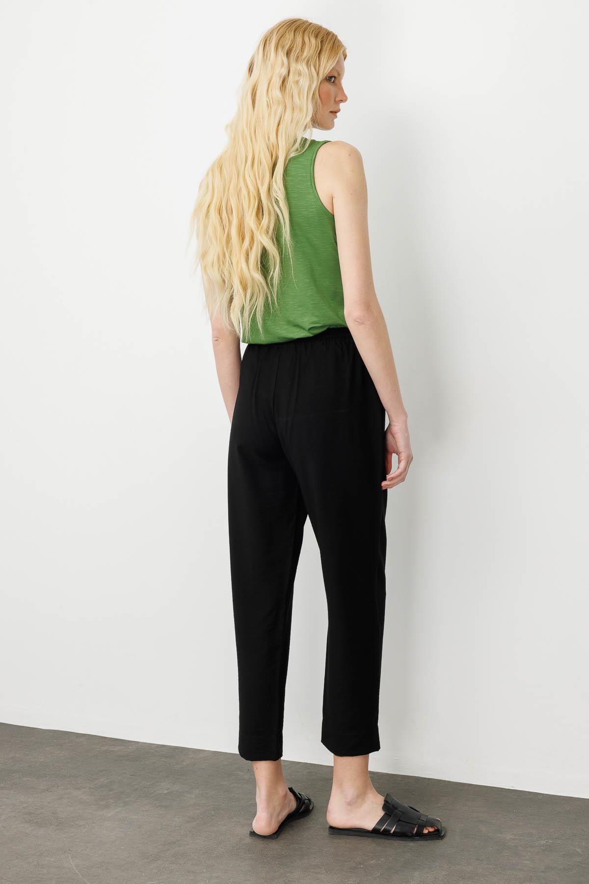 25877Kadın Beli Lastıklı Keten Pantolon Siyah