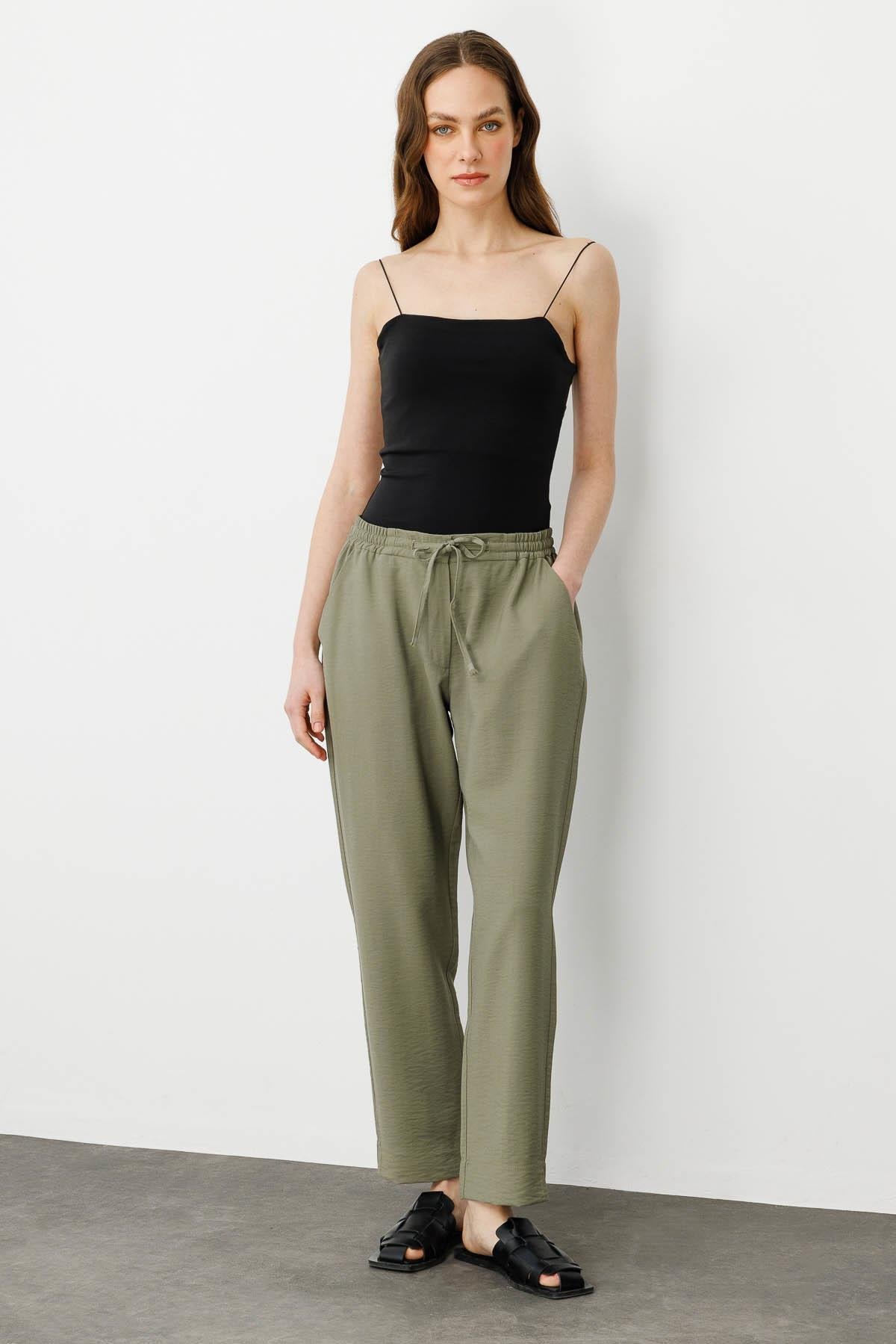 25877Kadın Beli Lastıklı Pantolon Haki