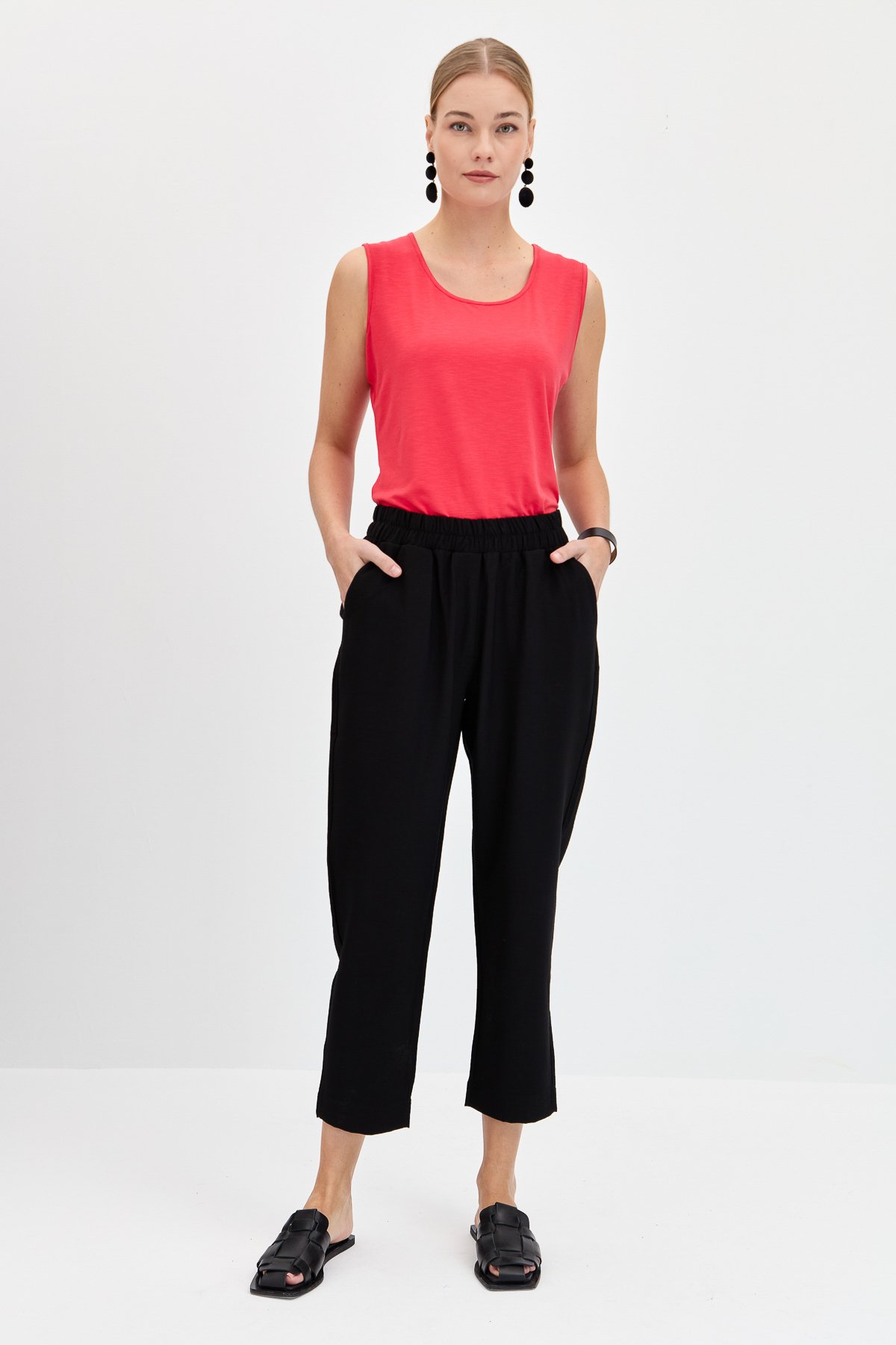 KMYPT04Kadın Beli Lastikli Yan Cepli Havuç Kesim Keten Pantolon Siyah