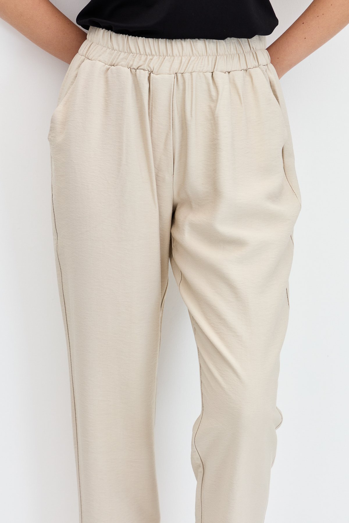 KMYPT04Kadın Beli Lastikli Yan Cepli Havuç Kesim Keten Pantolon Bej