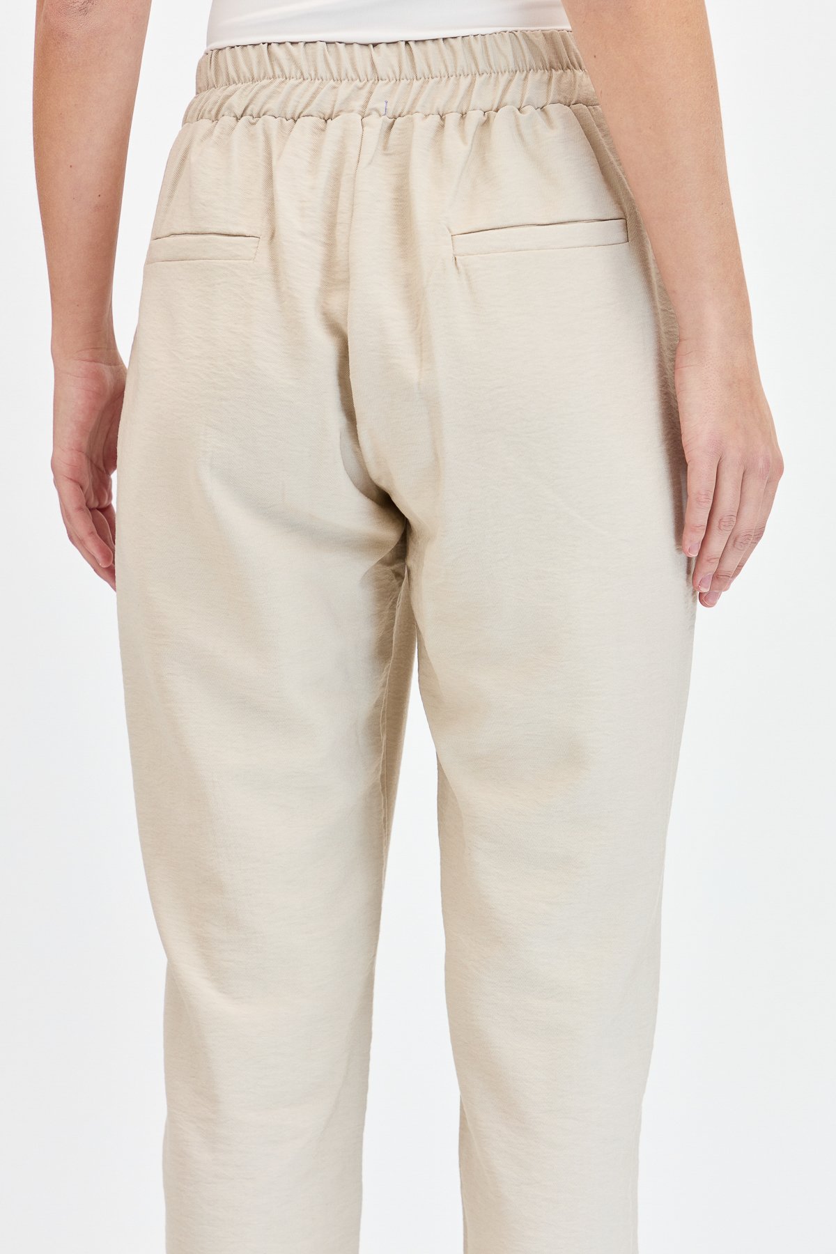 KMYPT04Kadın Beli Lastikli Yan Cepli Havuç Kesim Keten Pantolon Bej