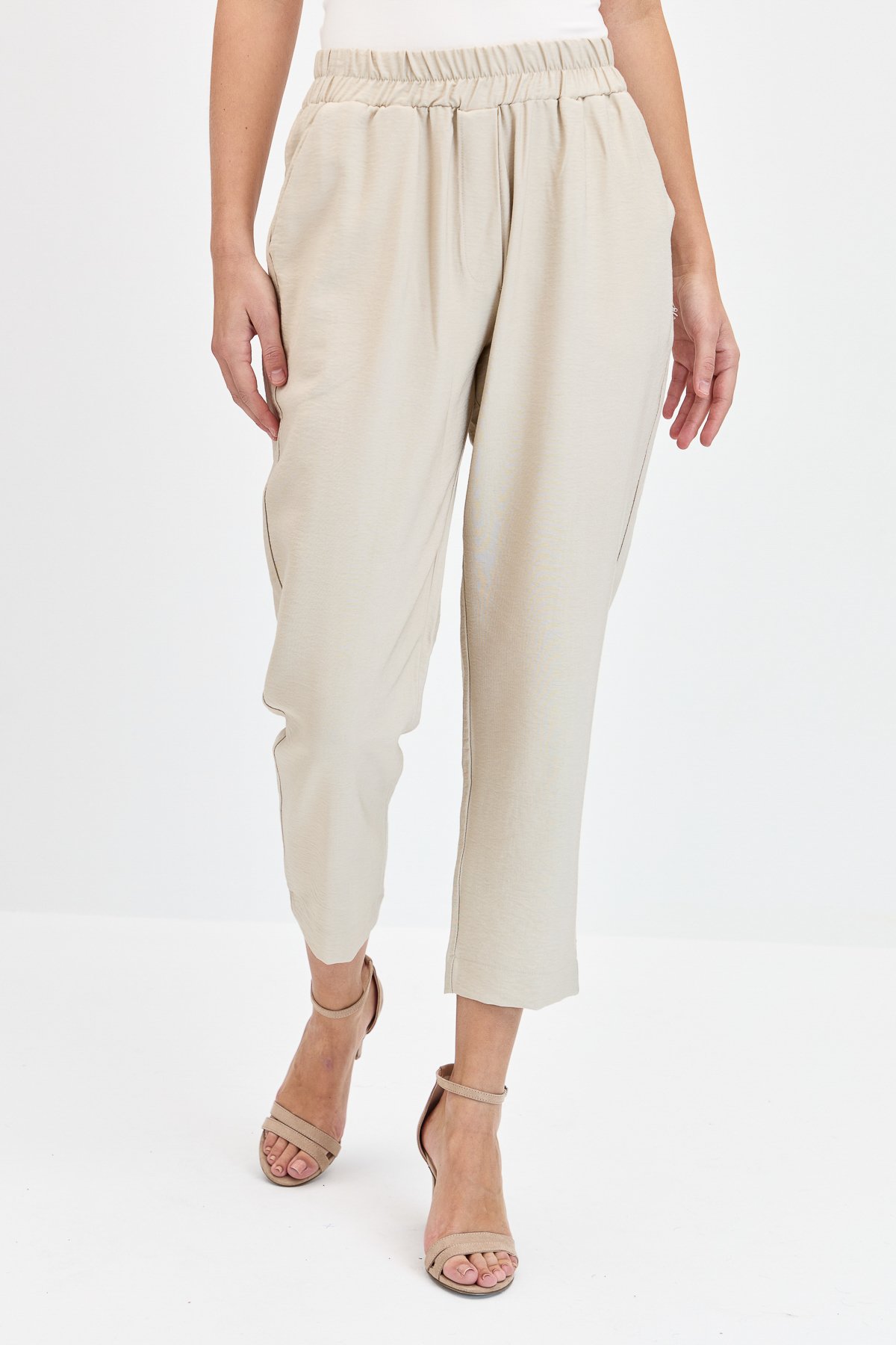 KMYPT04Kadın Beli Lastikli Yan Cepli Havuç Kesim Keten Pantolon Bej