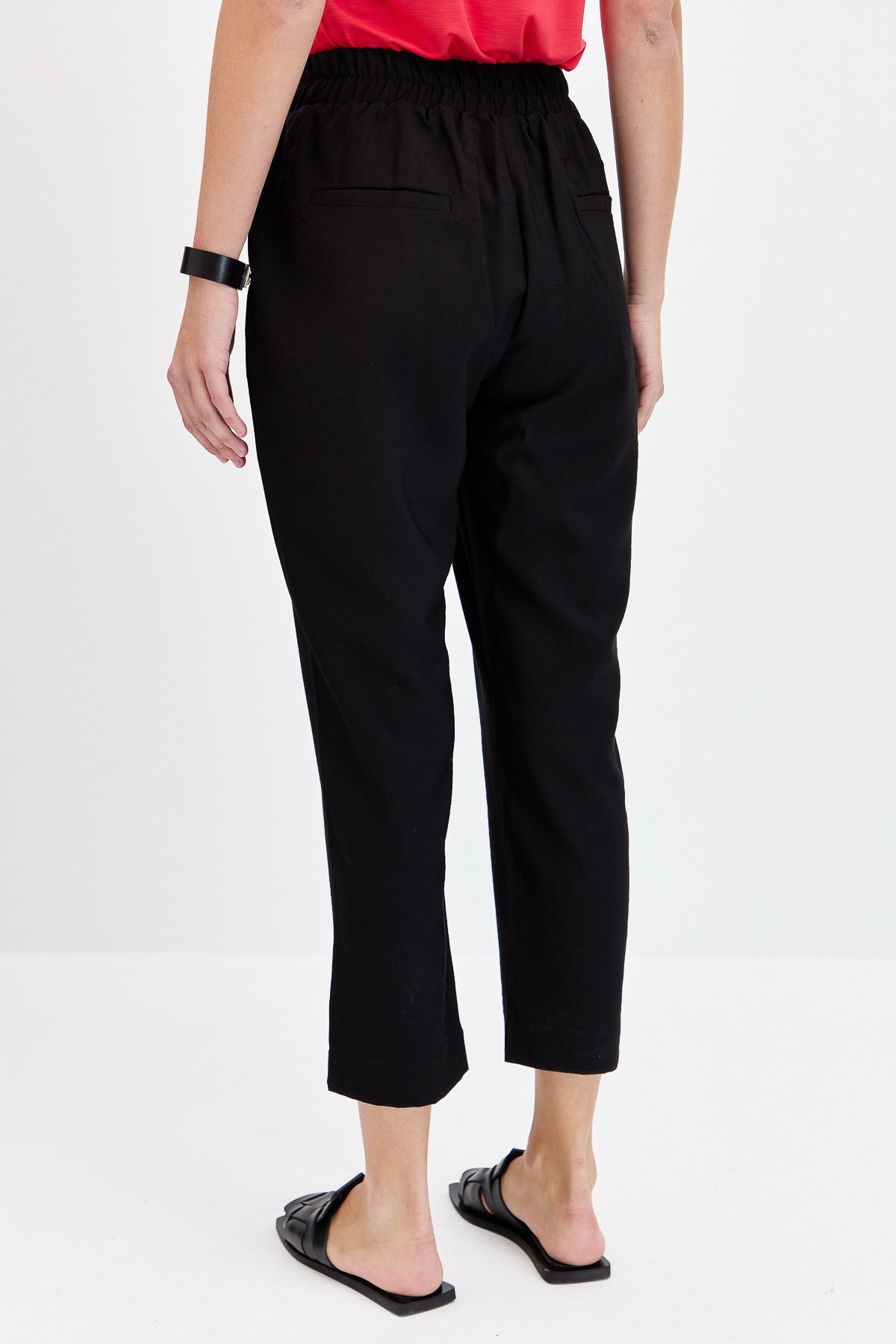 KMYPT04Kadın Beli Lastikli Yan Cepli Havuç Kesim Keten Pantolon Siyah