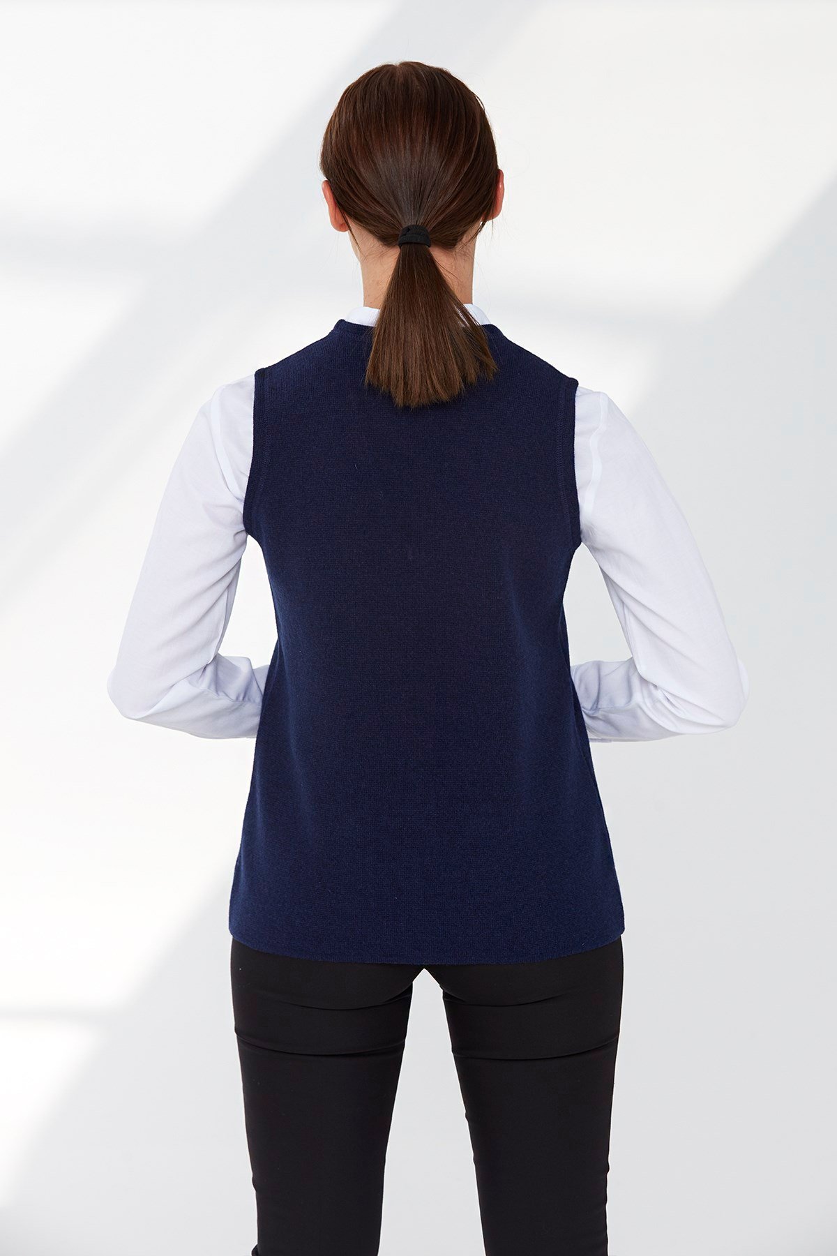 21003Kadın Çelik Örgü Cebi Fermuarlı Düz Triko Yelek Y.A.Lacivert