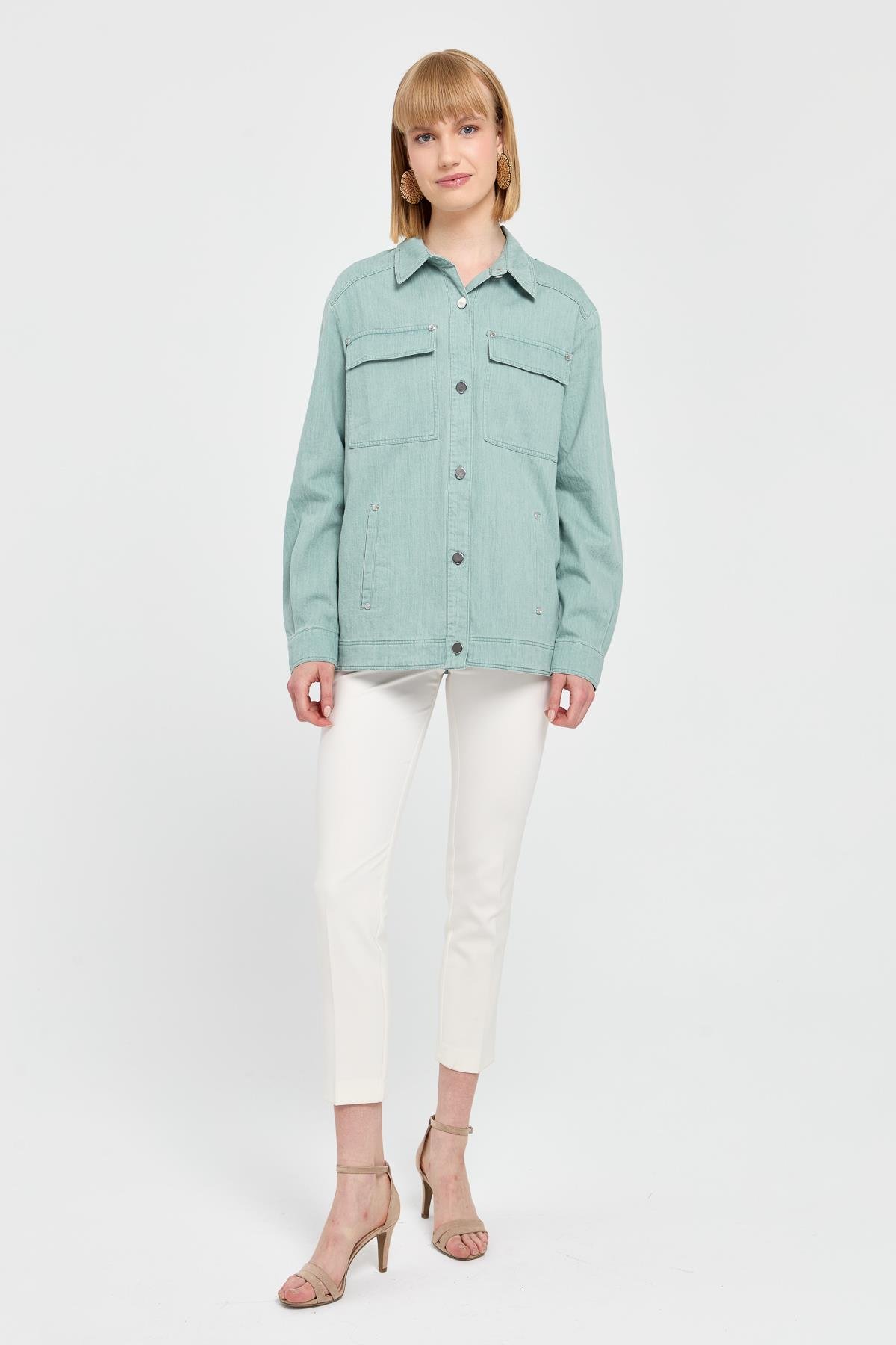 KMY24095Kadın Cepleri Zımbalı Kot Ceket M.Yeşili