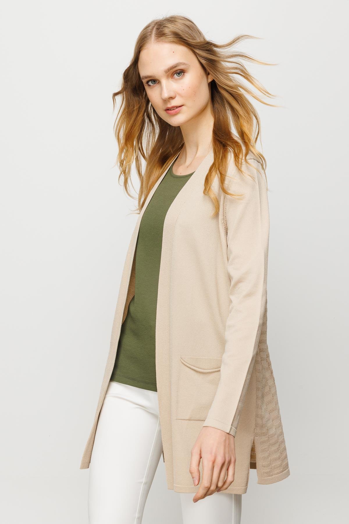 23350Kadın Cepli Arkası Desenli Uzun Yazlık Ceket Bej