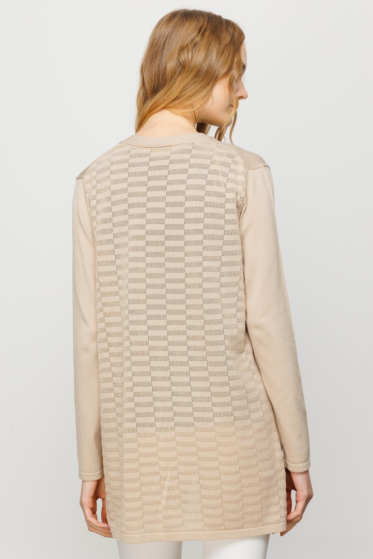 23350Kadın Cepli Arkası Desenli Uzun Yazlık Ceket Bej
