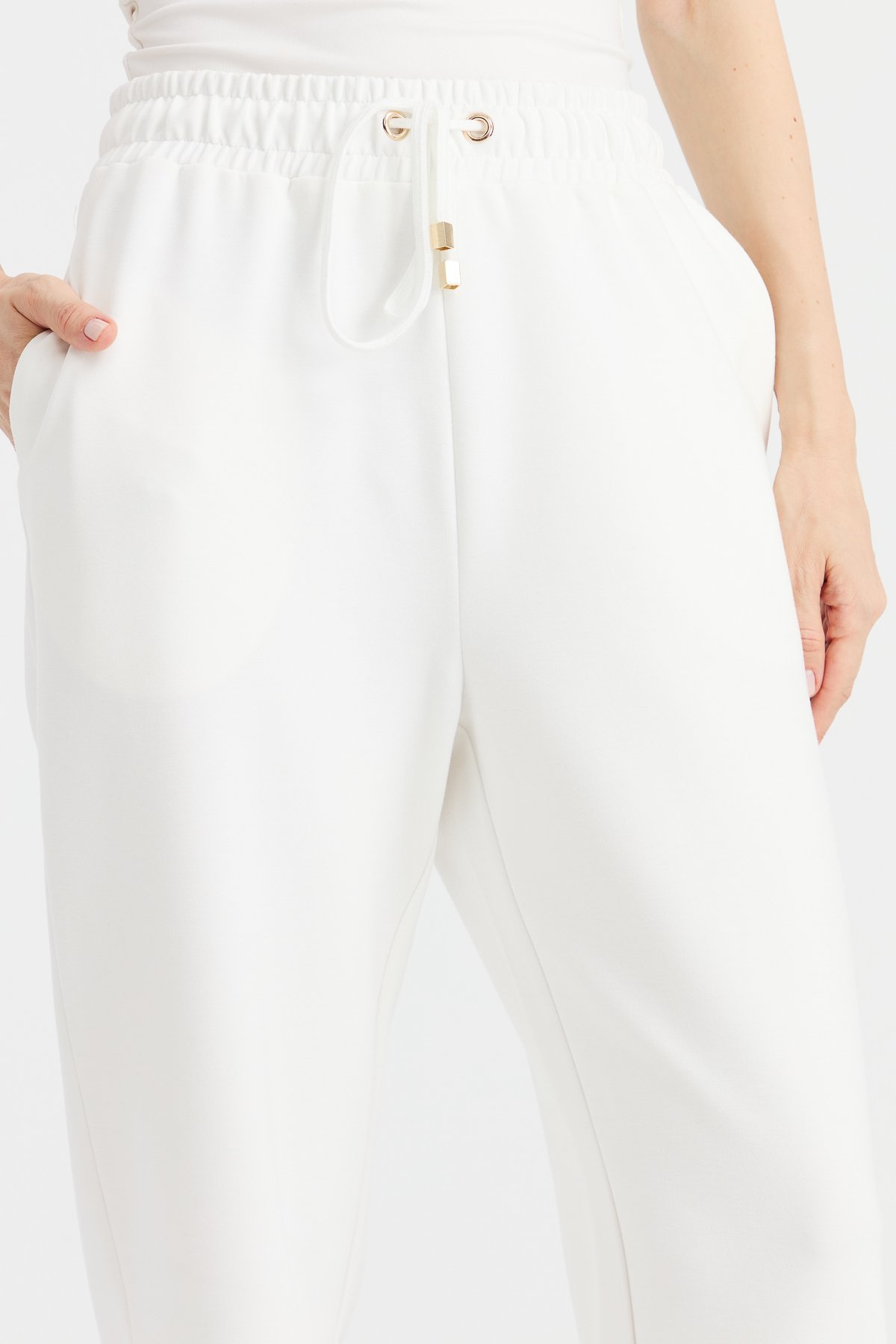 KMK23006Kadın Cepli Eşofman Pantolon Beyaz