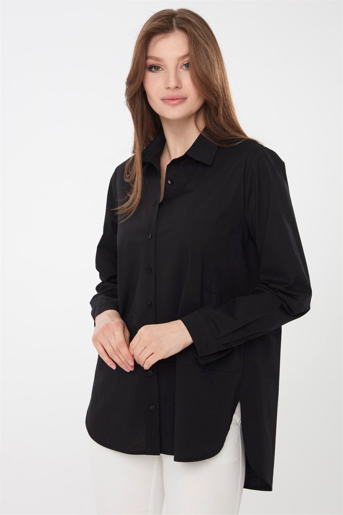 22807Kadın Cepli Koton Gömlek Siyah
