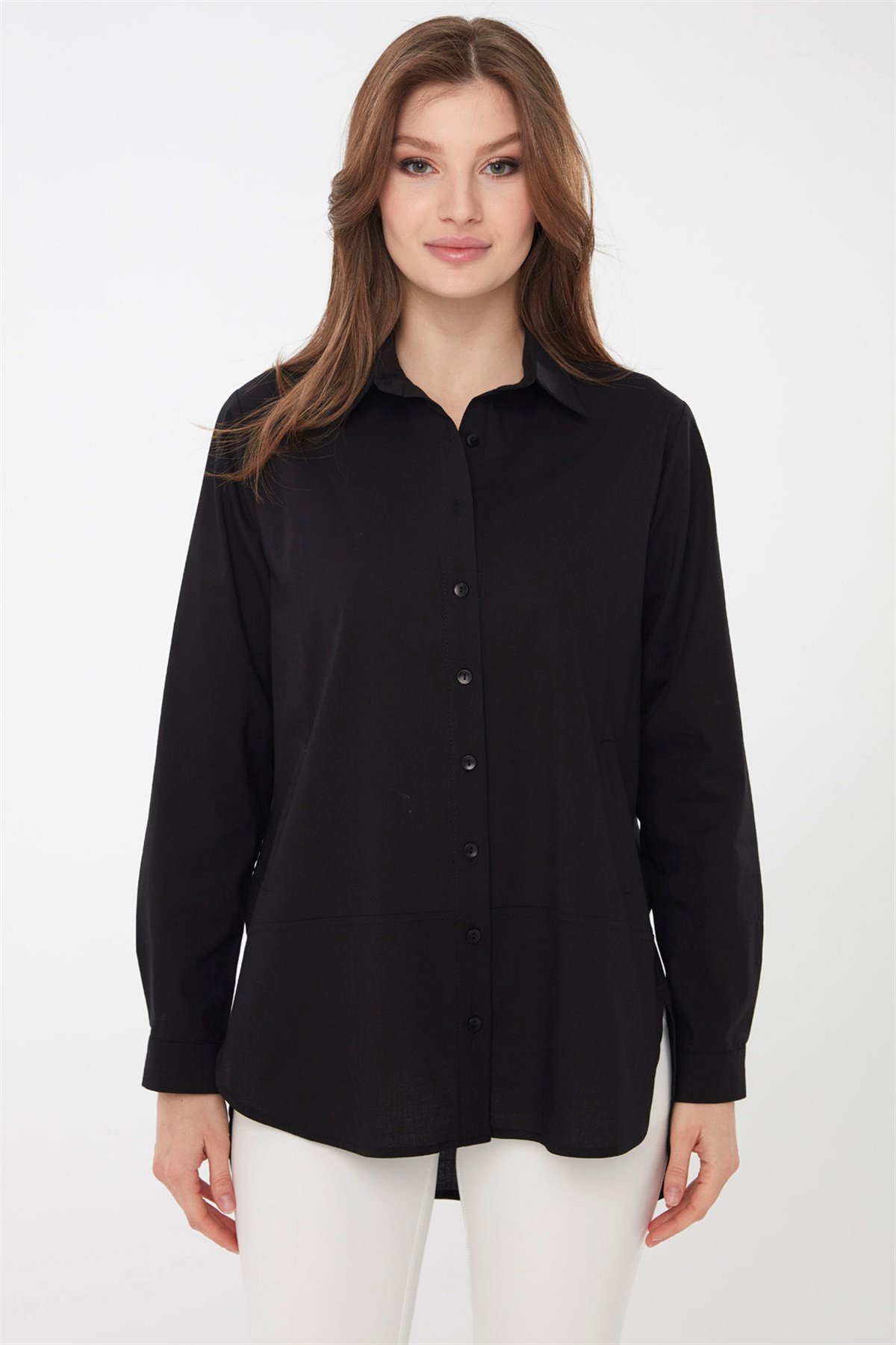 22807Kadın Cepli Koton Gömlek Siyah