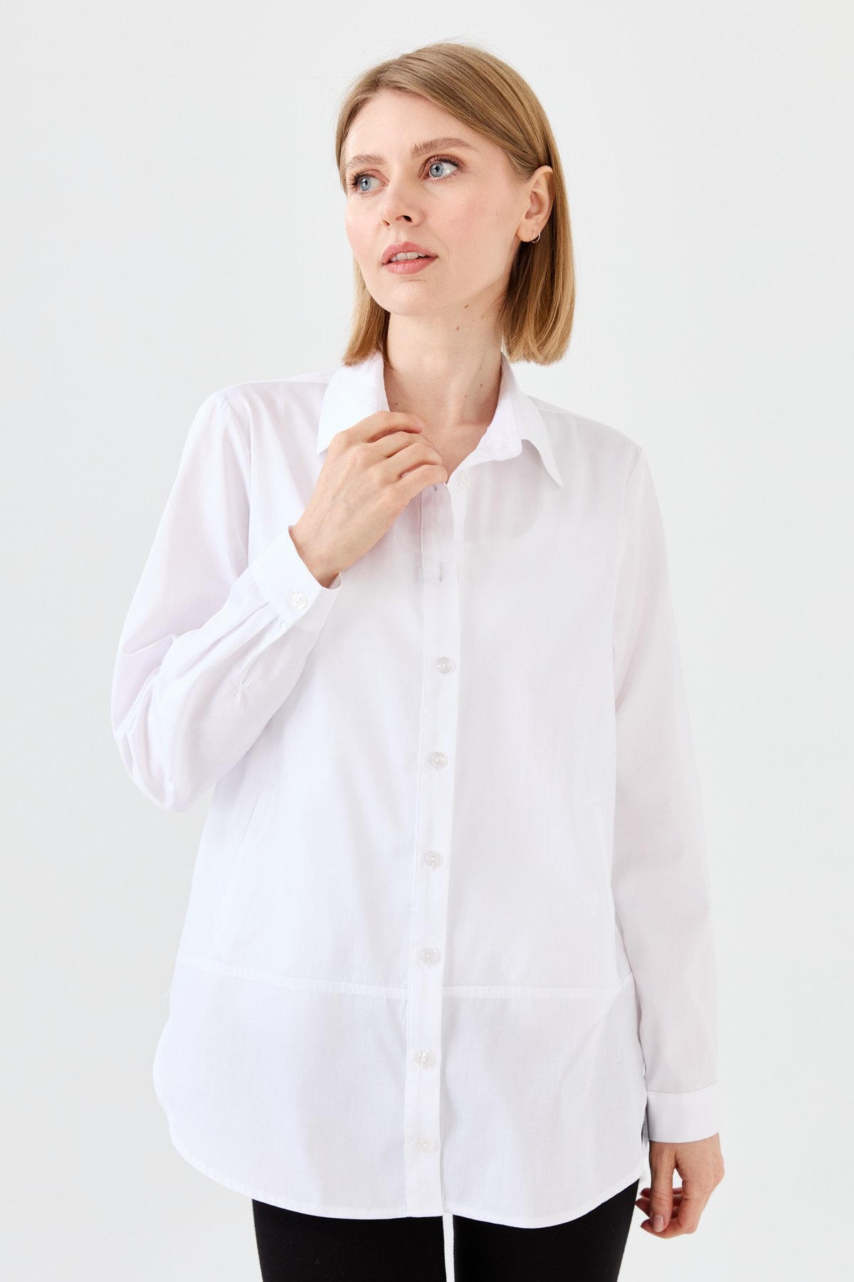 23853Kadın Cepli Saten Gömlek Beyaz