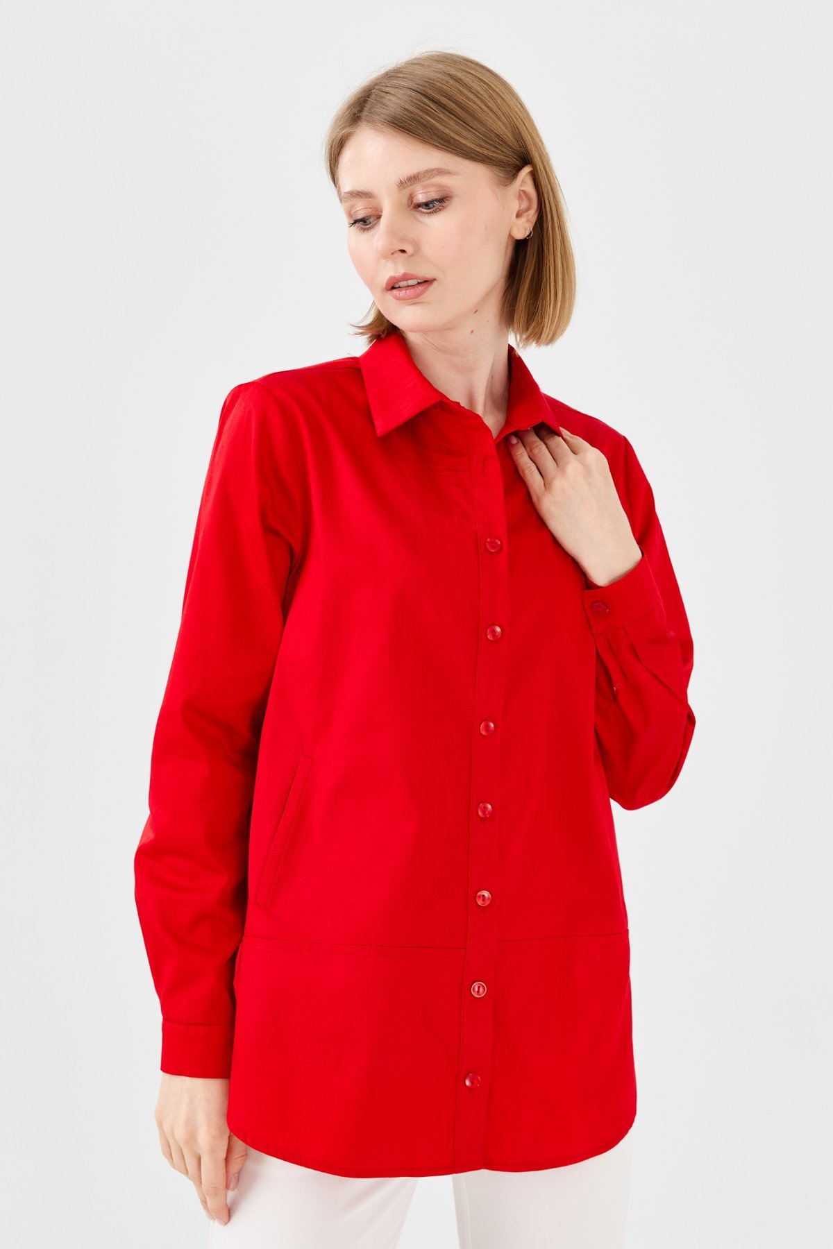 23853Kadın Cepli Saten Gömlek Kırmızı