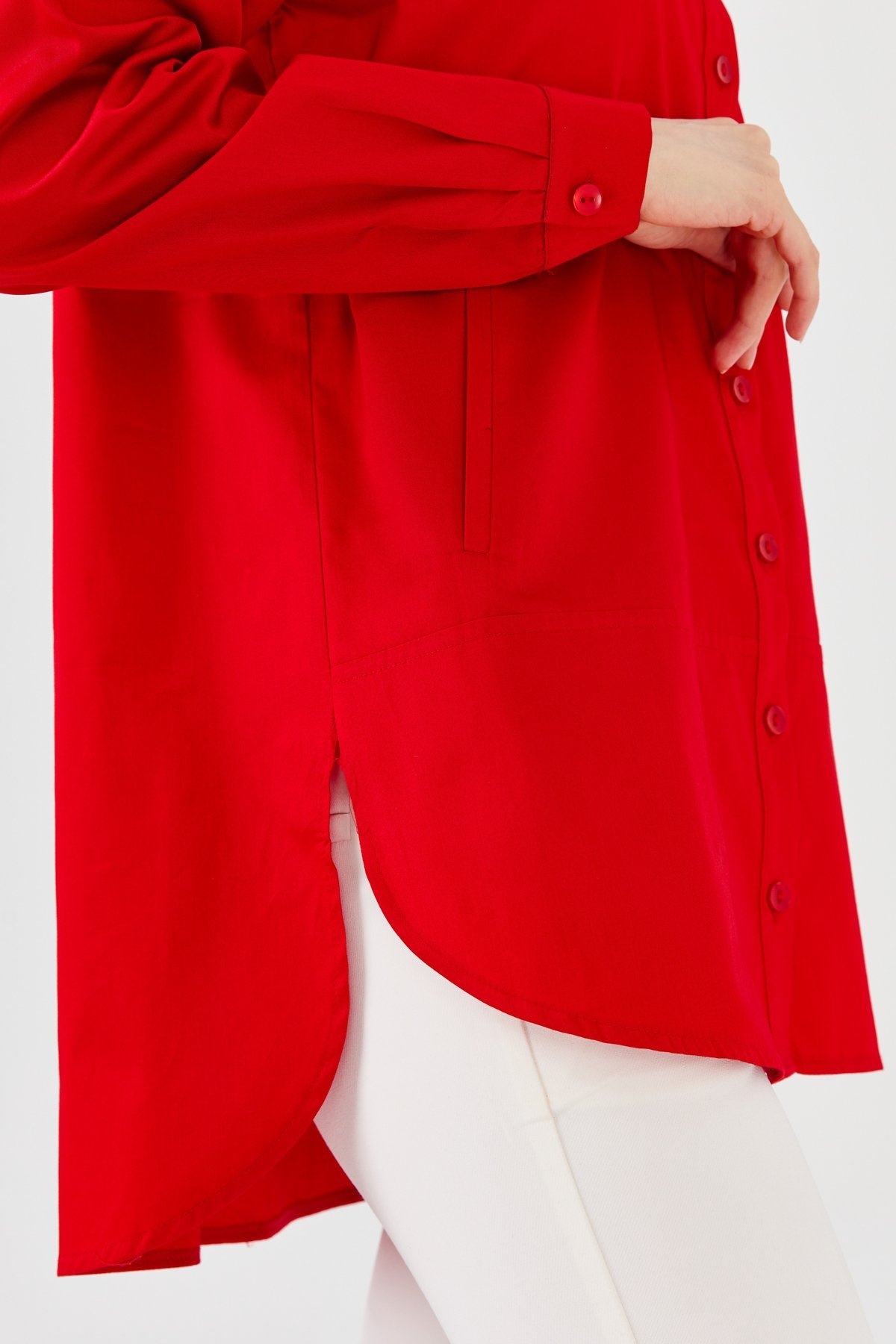 23853Kadın Cepli Saten Gömlek Kırmızı