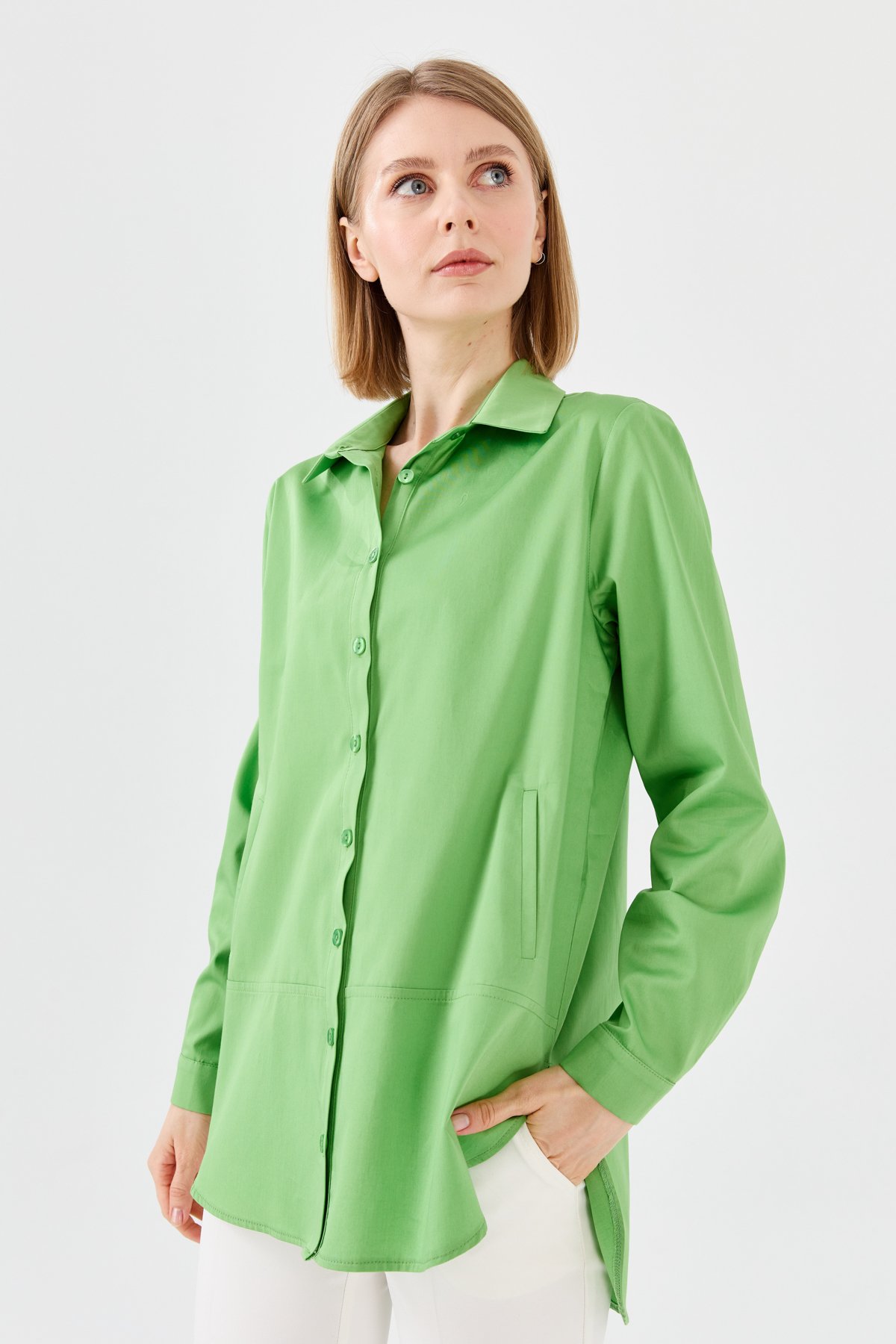 23853Kadın Cepli Saten Gömlek Yeşil