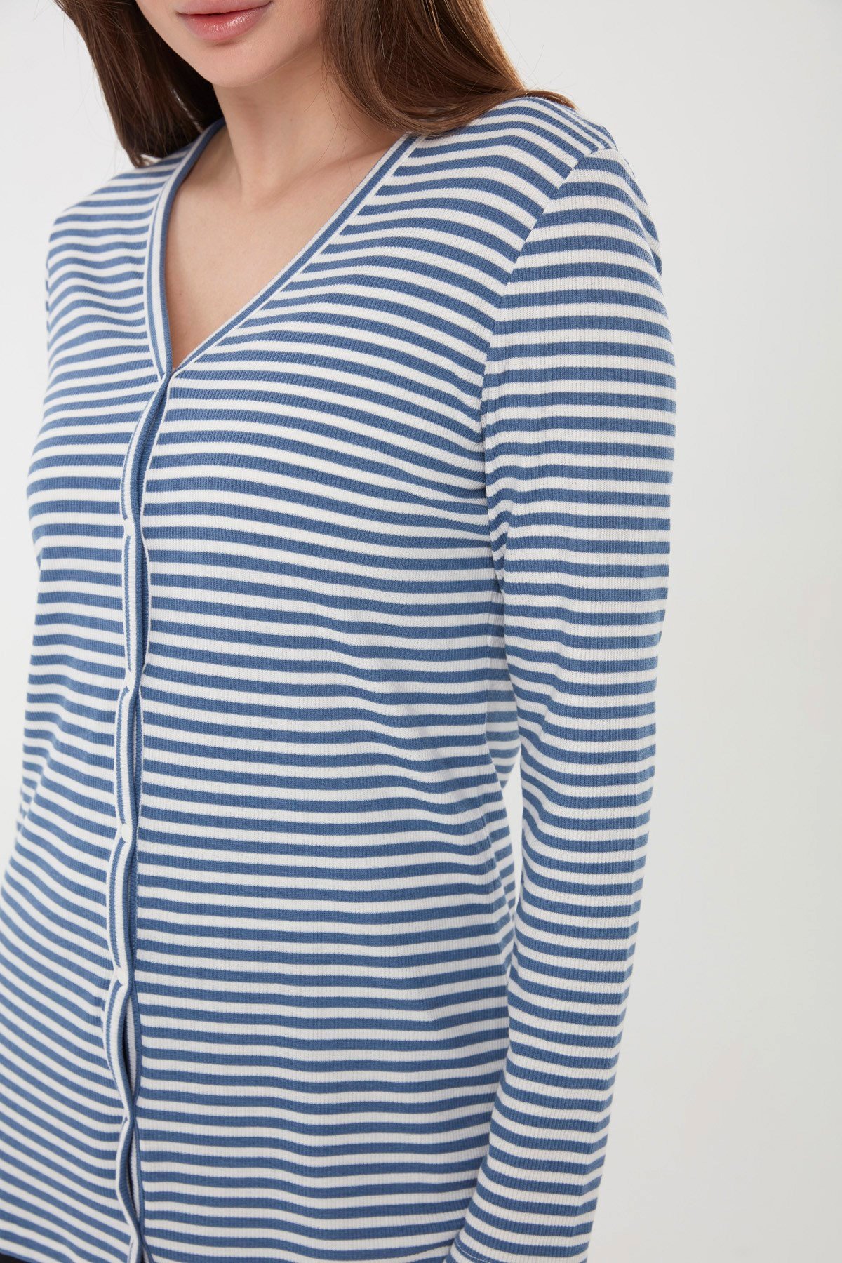 21741Kadın Çizgili Penye Hırka Mavi