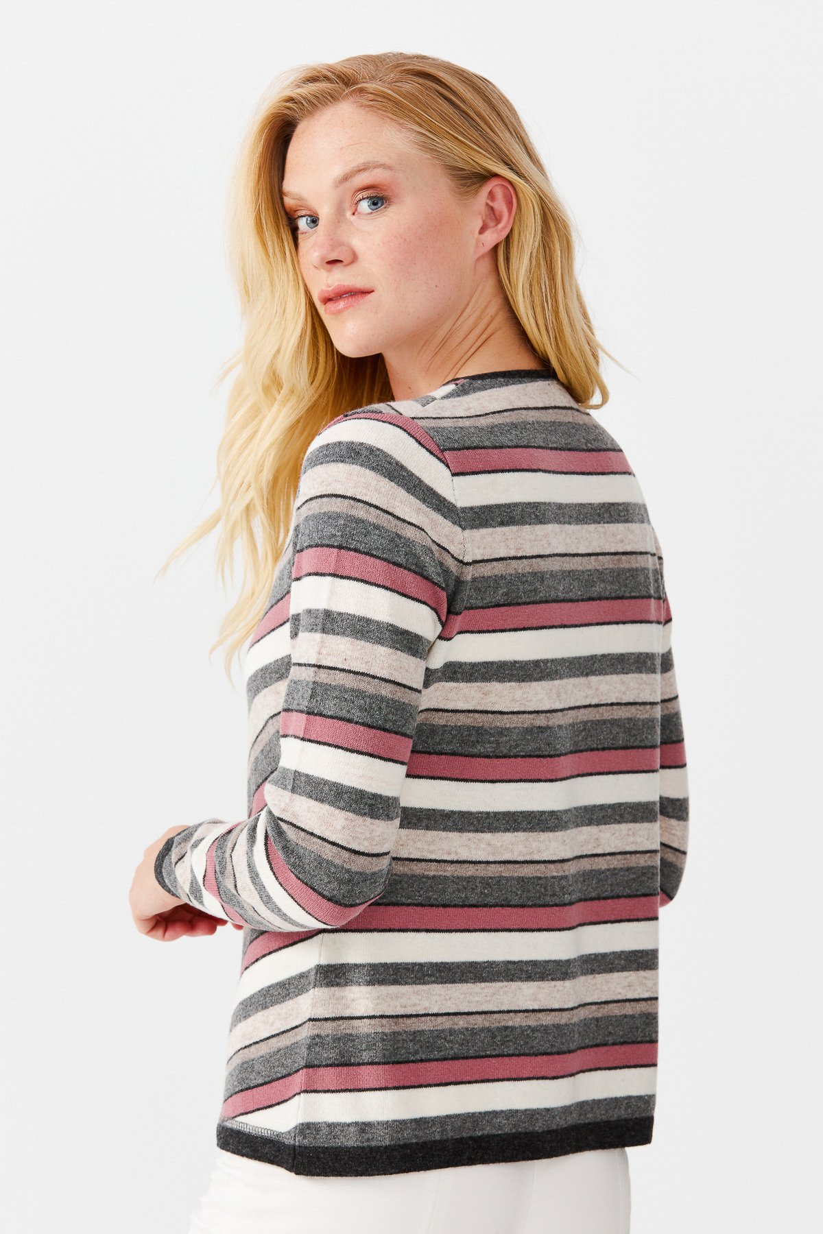 22294Женский шерстяной свитер с V-образным вырезом темно-серый