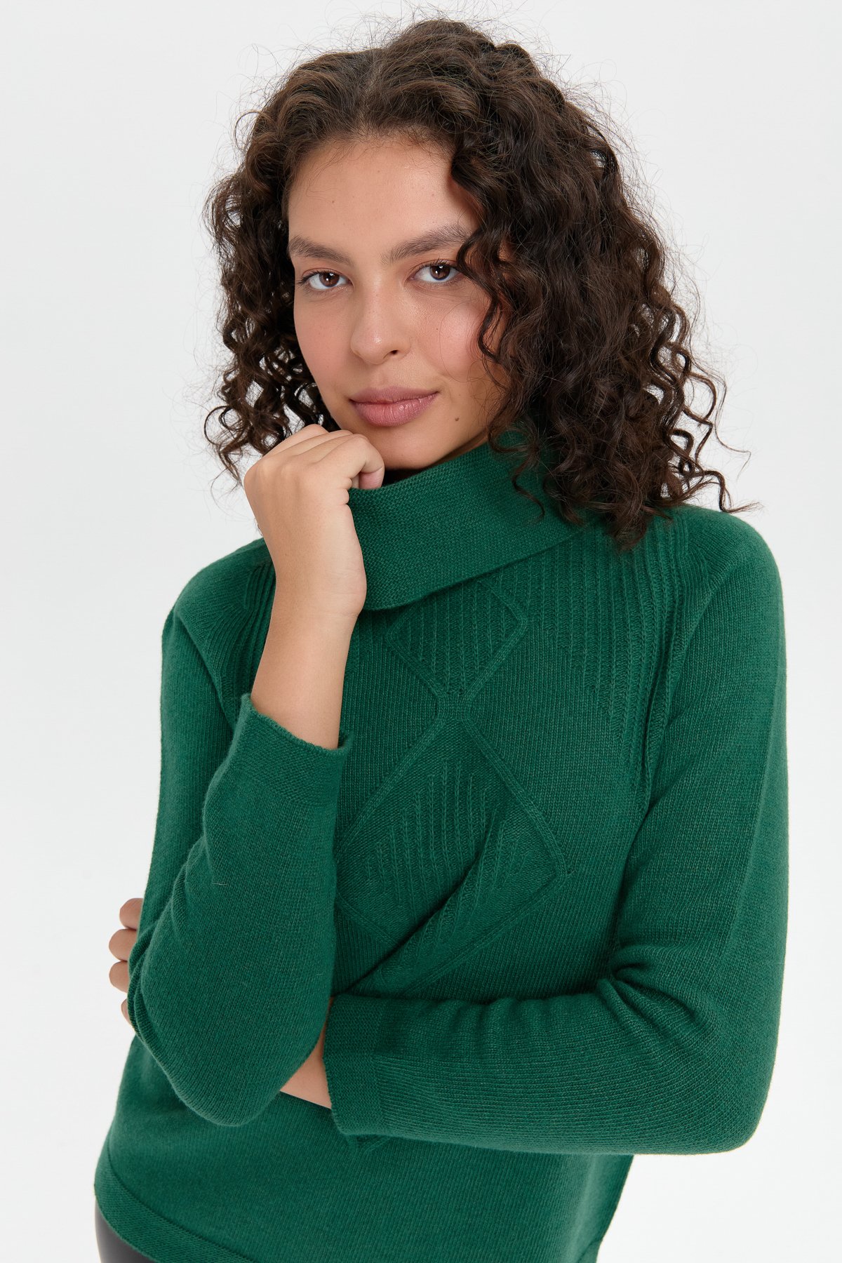 24200Kadın Degaje Yaka Dikişsiz Önü Selanik Yün Kazak Ö.Başı