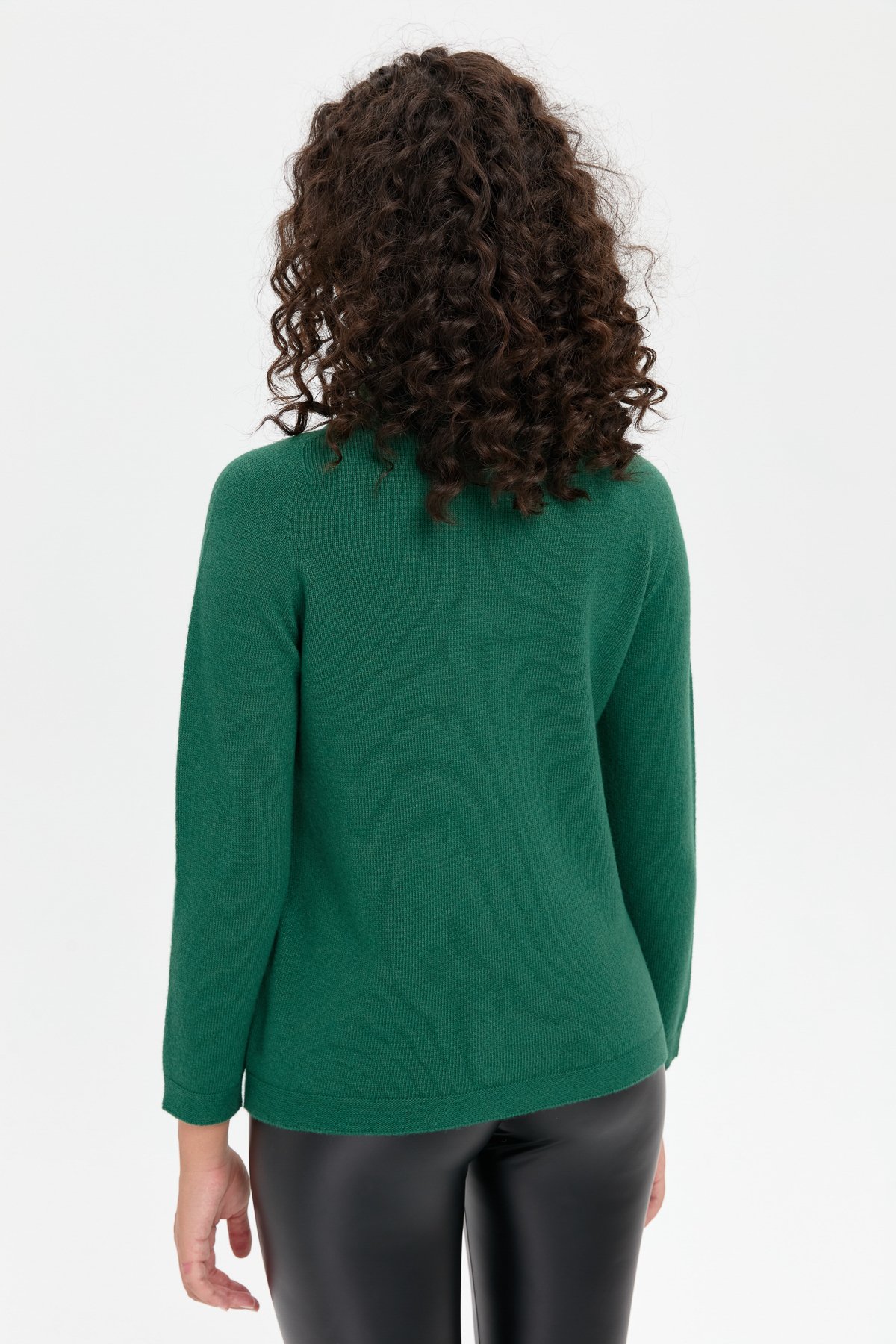 24200Kadın Degaje Yaka Dikişsiz Önü Selanik Yün Kazak Ö.Başı