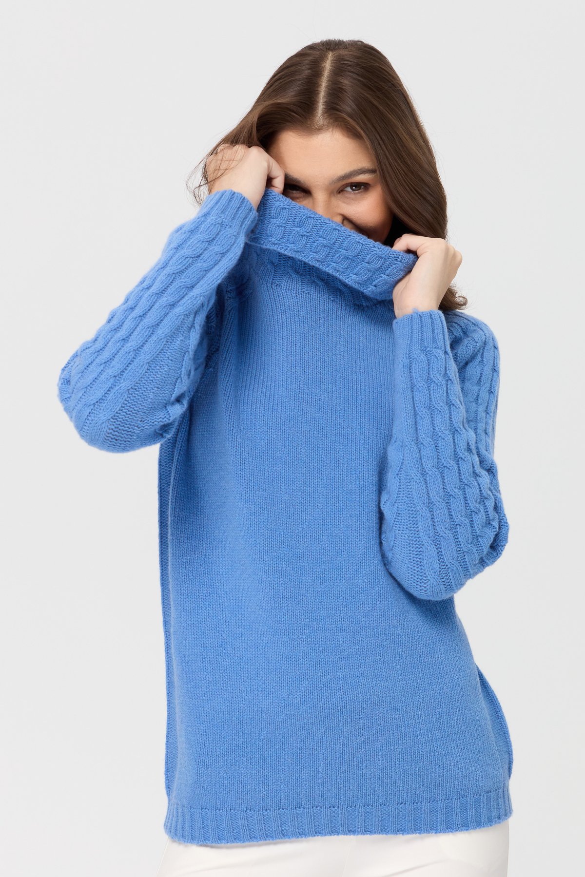 23202Женский шерстяной свитер