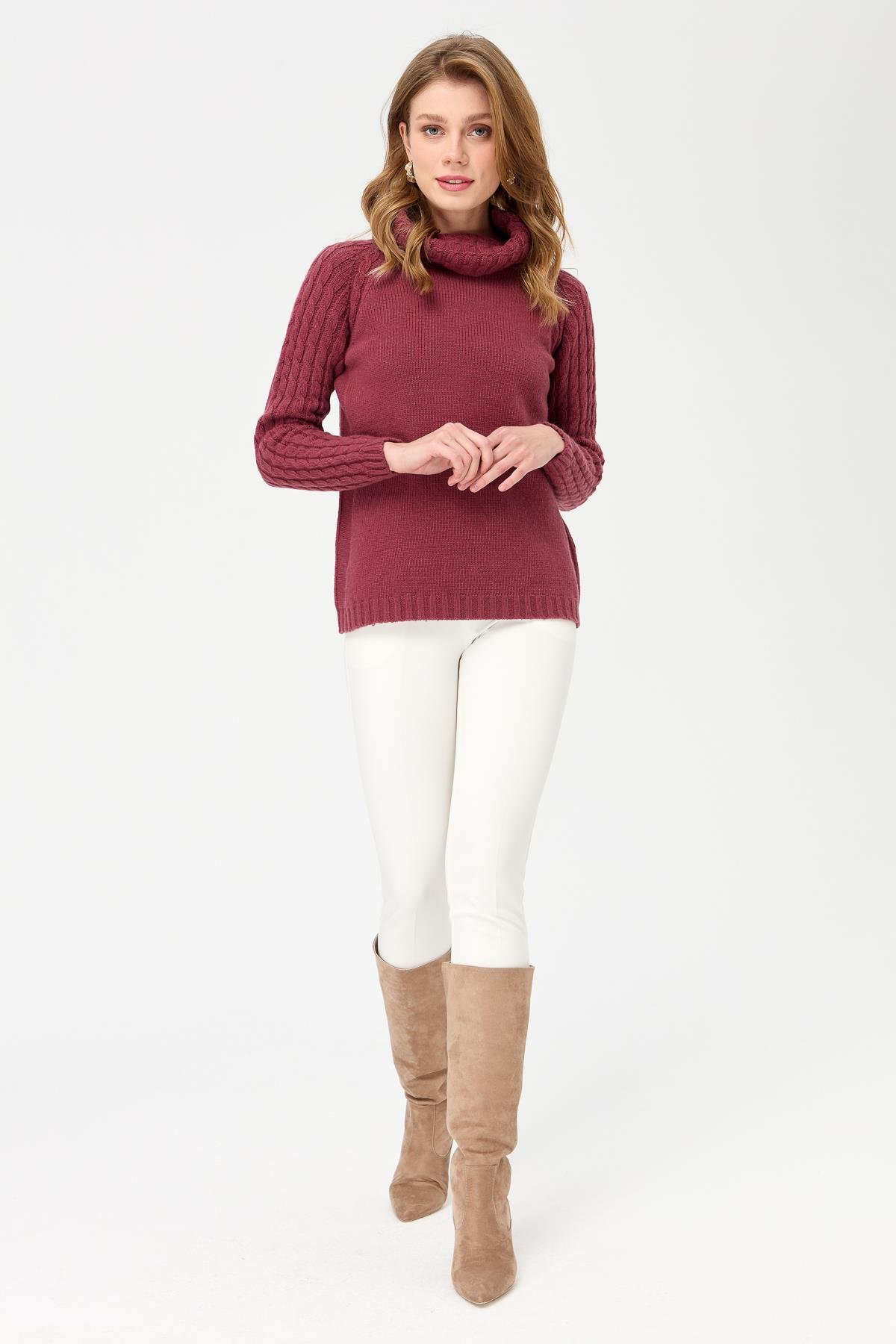 23202Kadın Degaje Yaka Kolu ve Yakası Saç Örgü Yün Kazak K.G.Kurusu