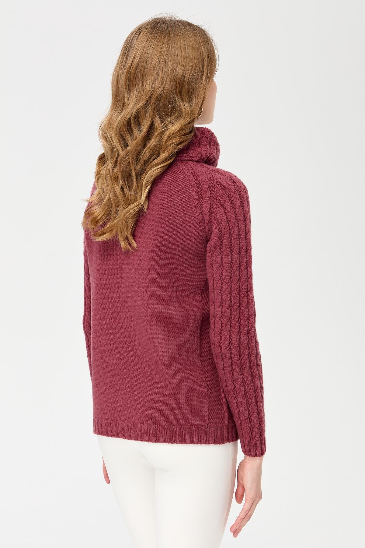 23202Kadın Degaje Yaka Kolu ve Yakası Saç Örgü Yün Kazak K.G.Kurusu