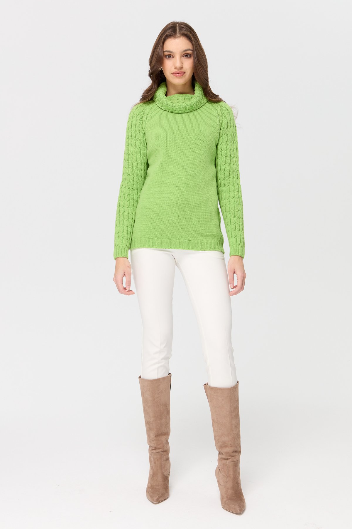 23202Женский шерстяной свитер