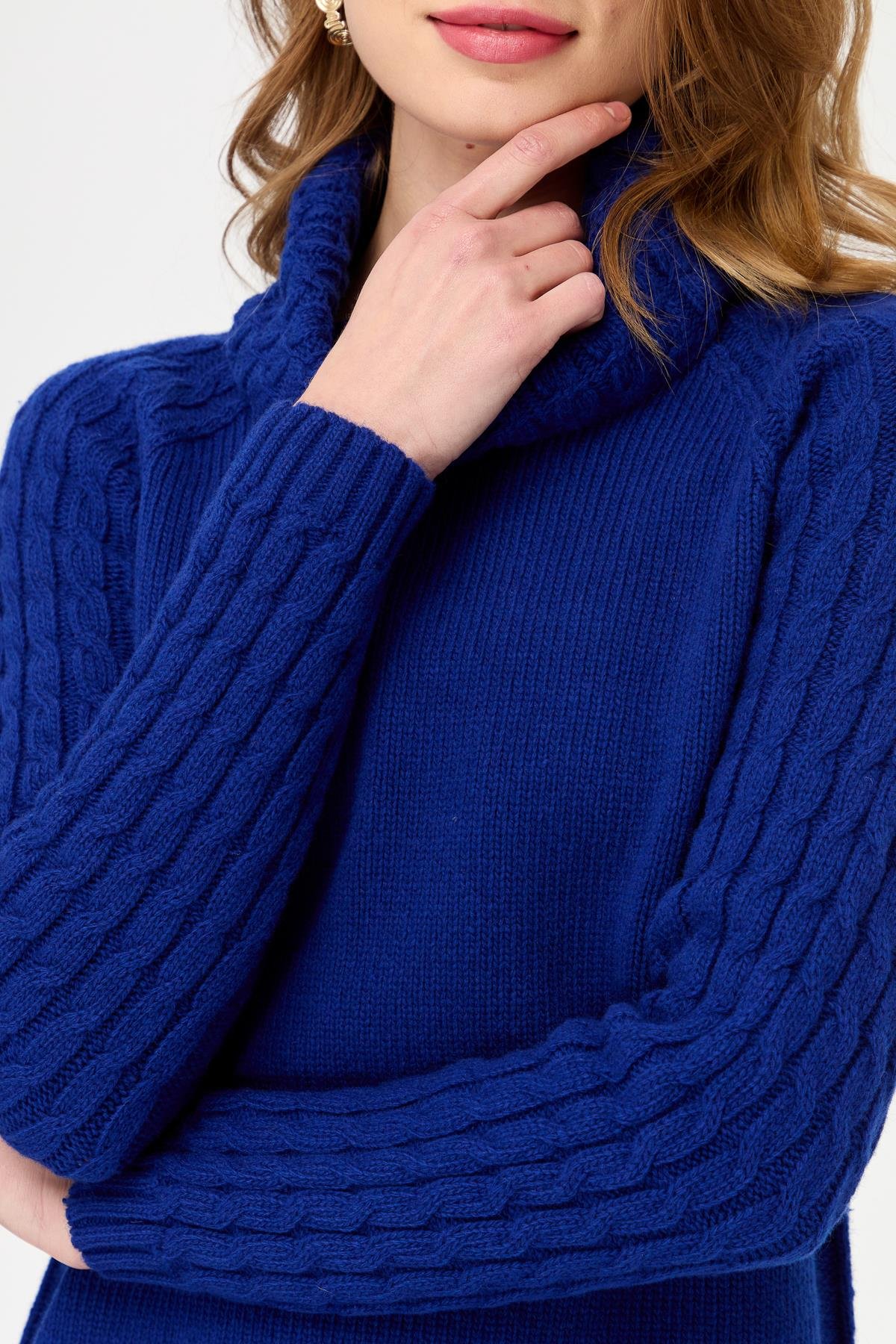 23202Kadın Degaje Yaka Kolu ve Yakası Saç Örgü Yün Kazak K.S.Mavi