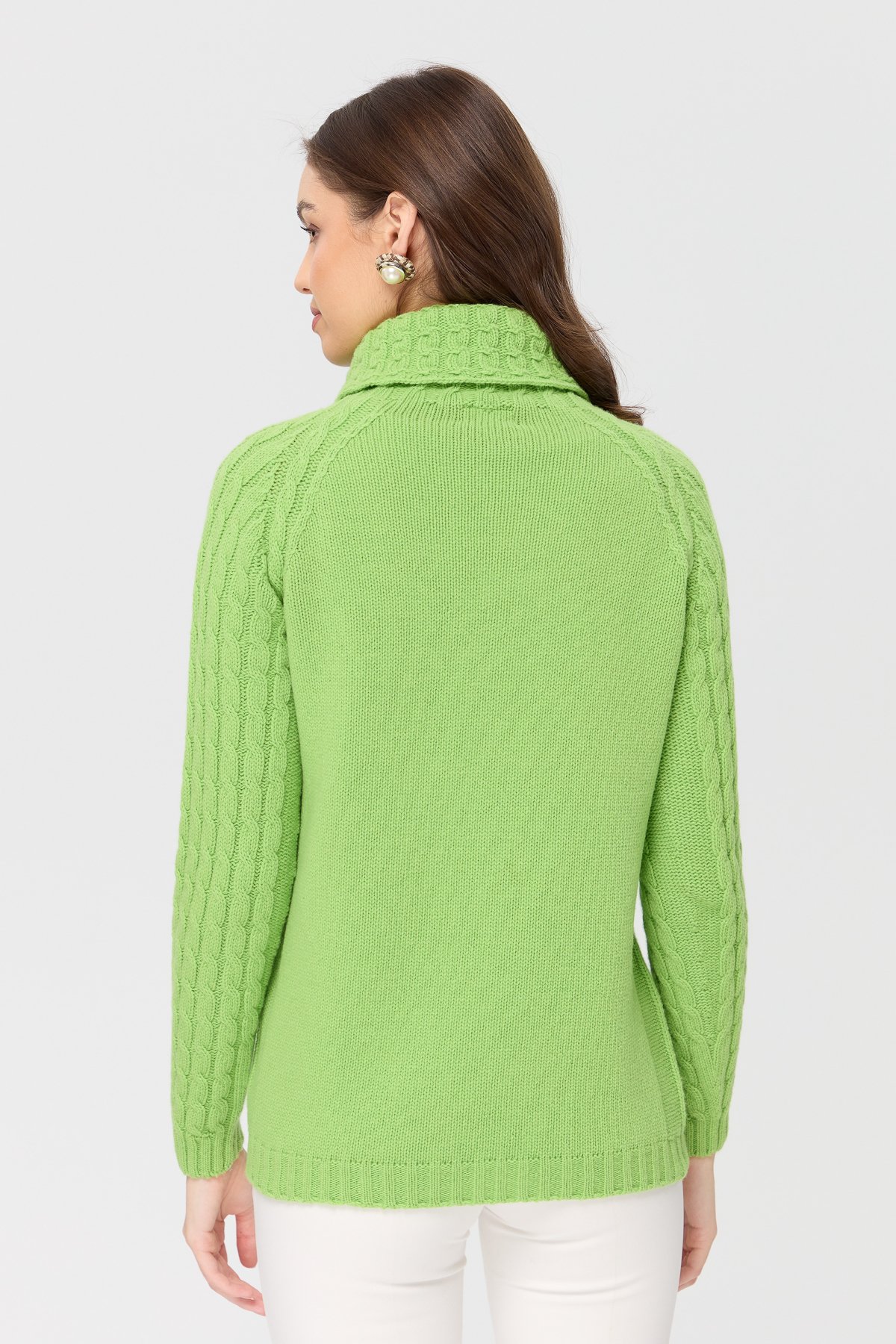 23202Женский шерстяной свитер