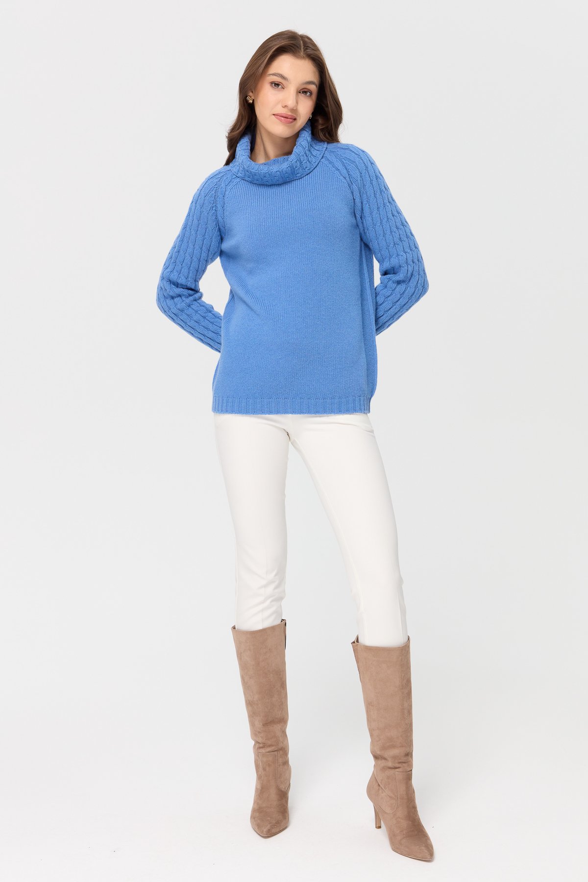 23202Женский шерстяной свитер