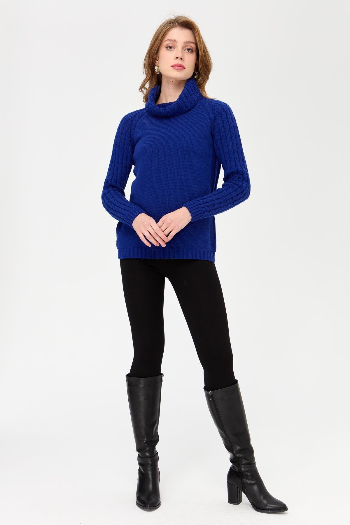 23202Kadın Degaje Yaka Kolu ve Yakası Saç Örgü Yün Kazak K.S.Mavi