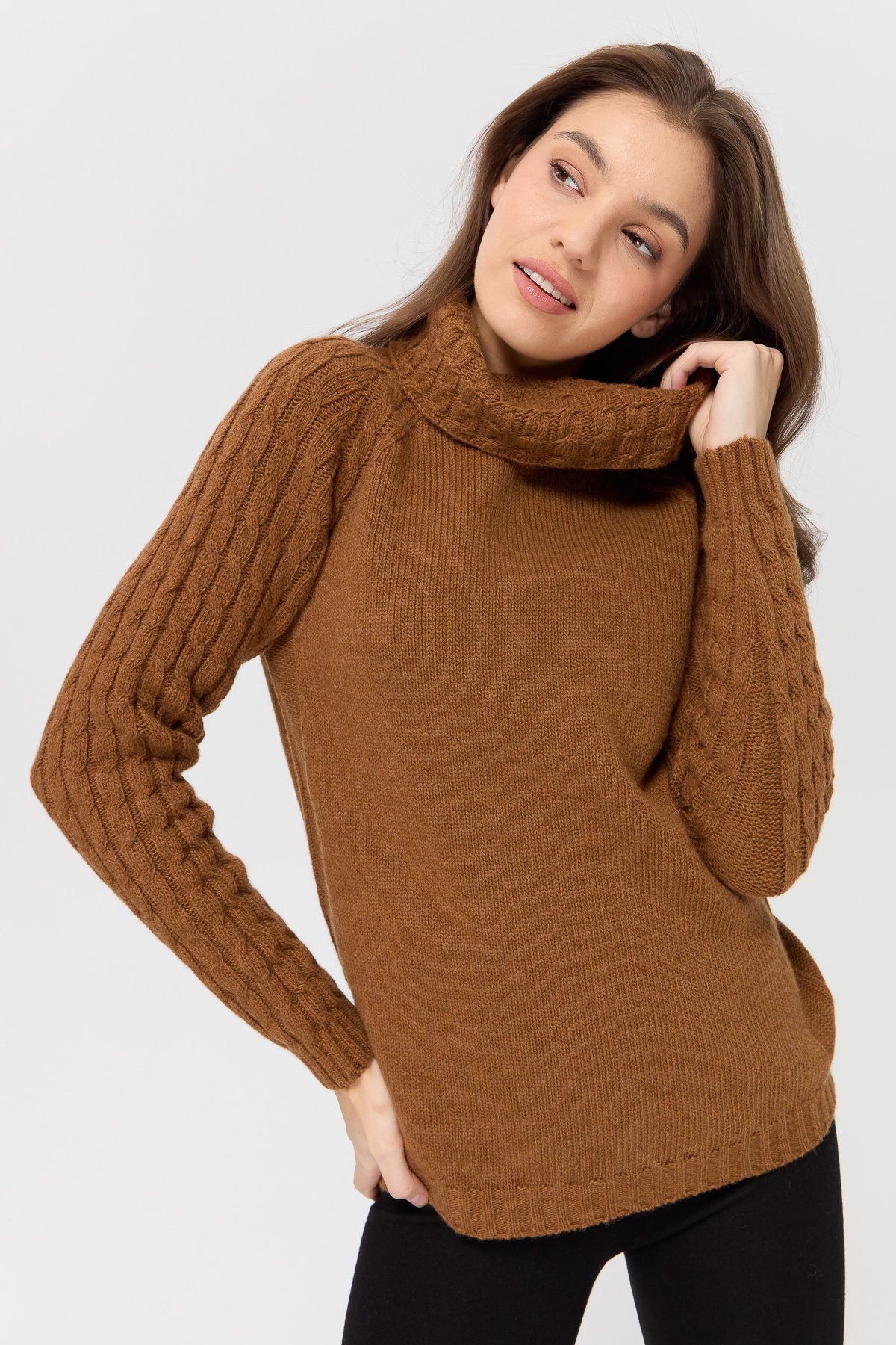 23202Женский шерстяной свитер