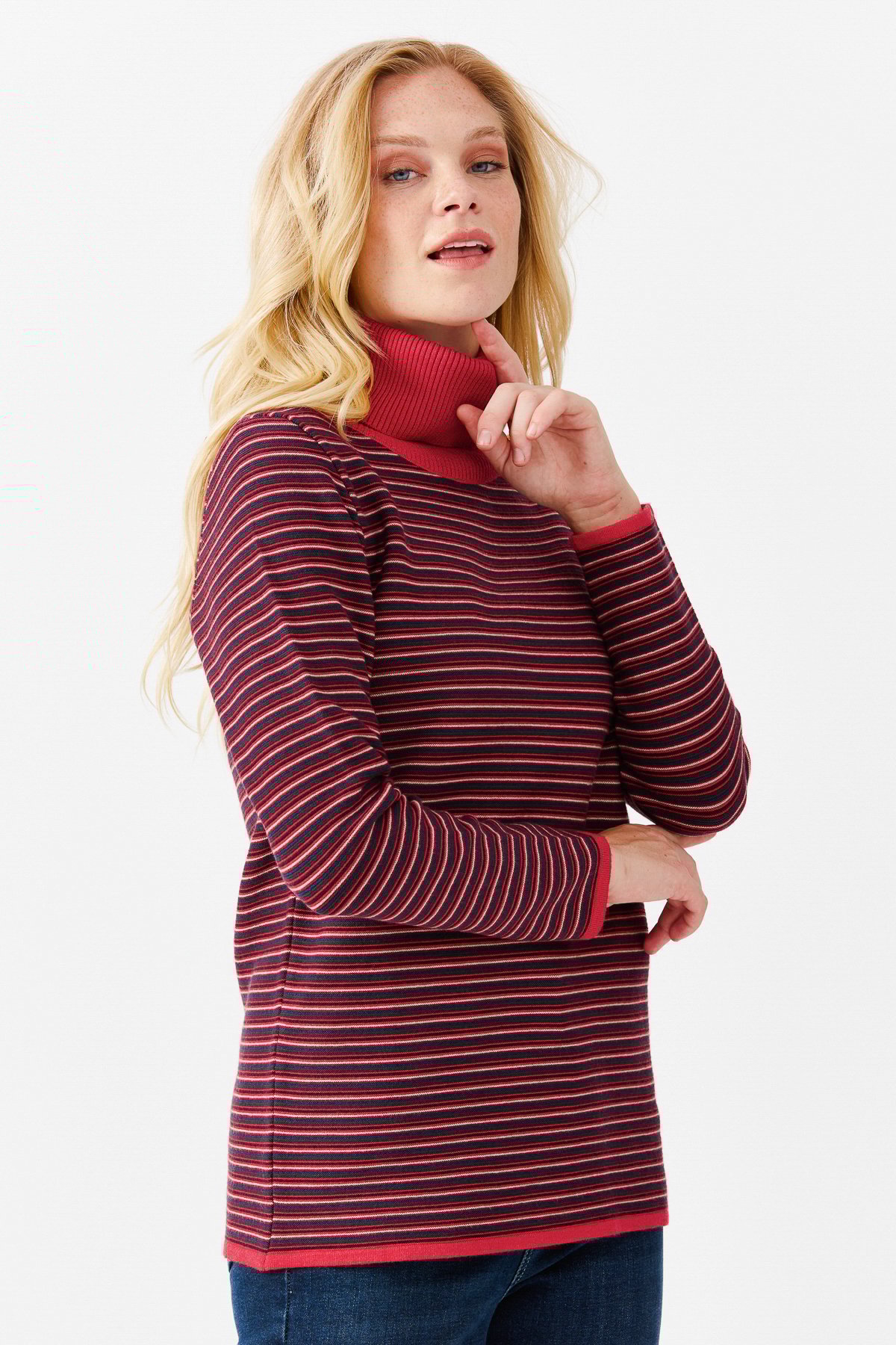 22079Женская туника в цветную полоску, на пуговицах и одним боковым разрезом, красная