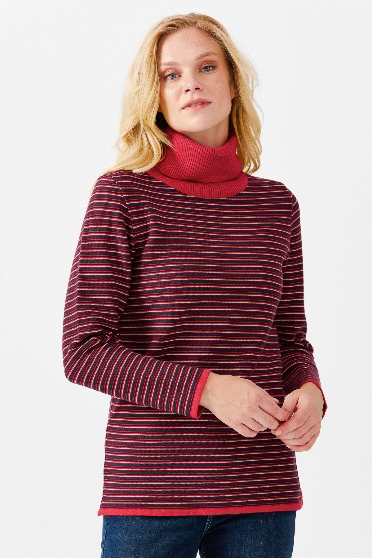 22079Женская туника в цветную полоску, на пуговицах и одним боковым разрезом, красная