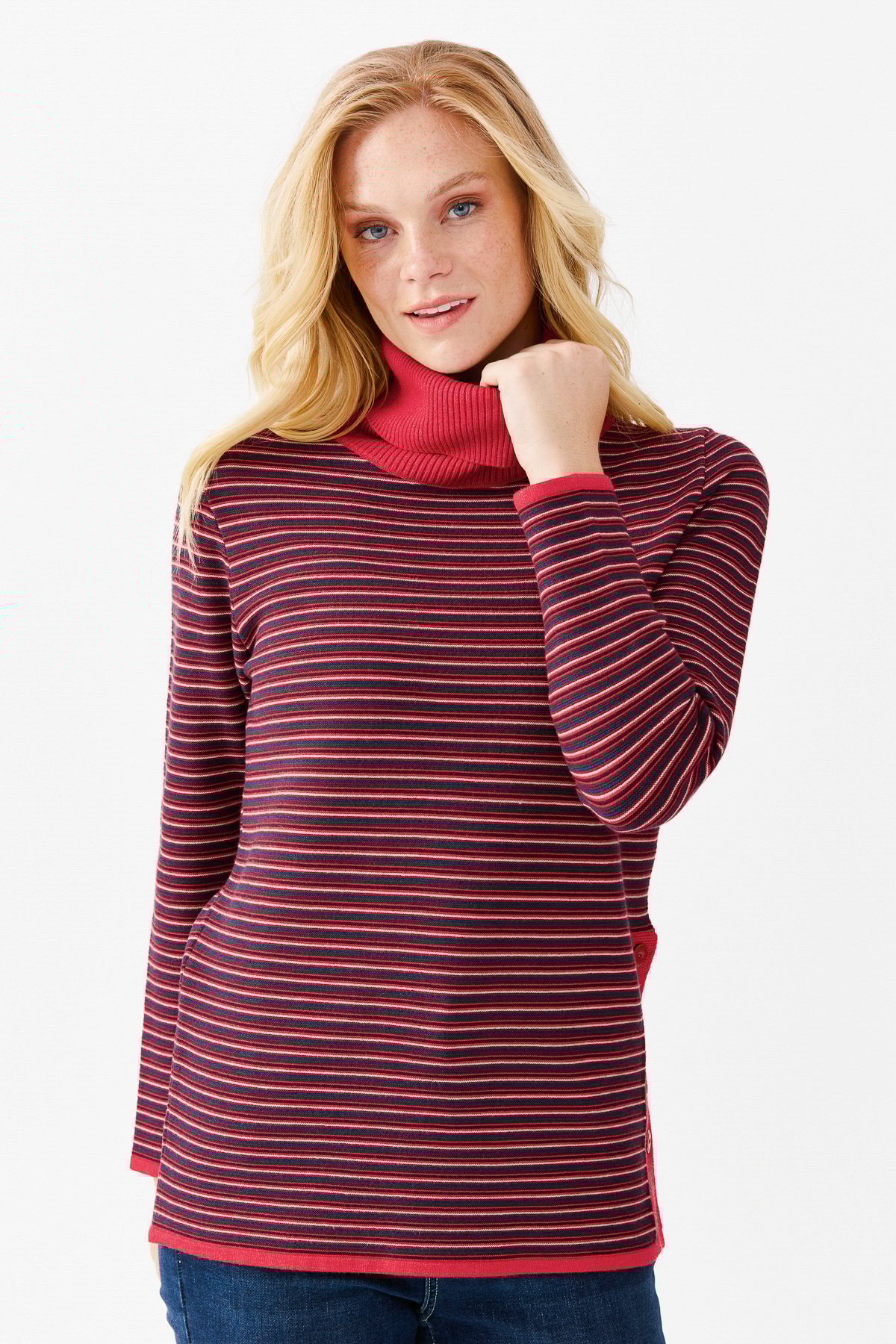 22079Женская туника в цветную полоску, на пуговицах и одним боковым разрезом, красная