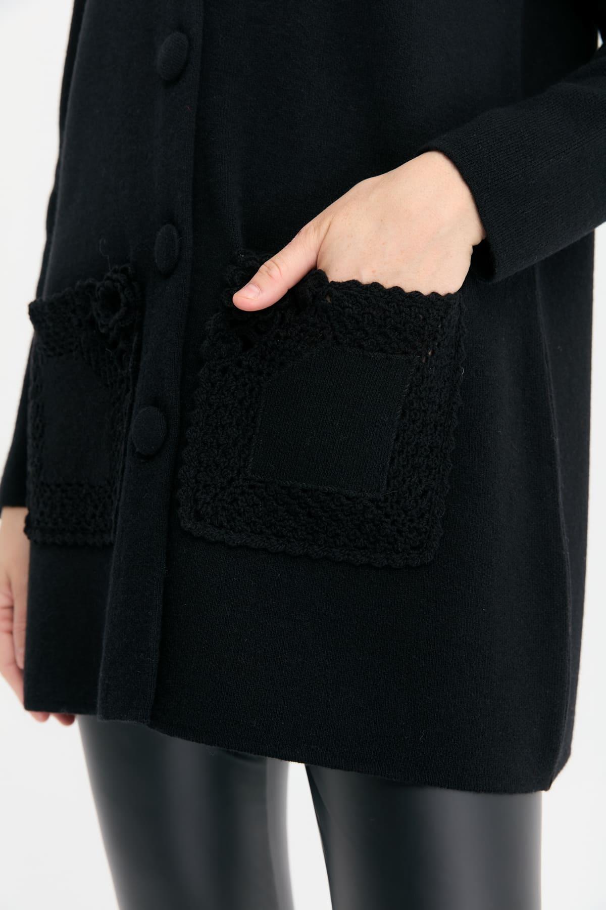 24017Kadın Dik Yaka Araboy Yün Kaban Siyah