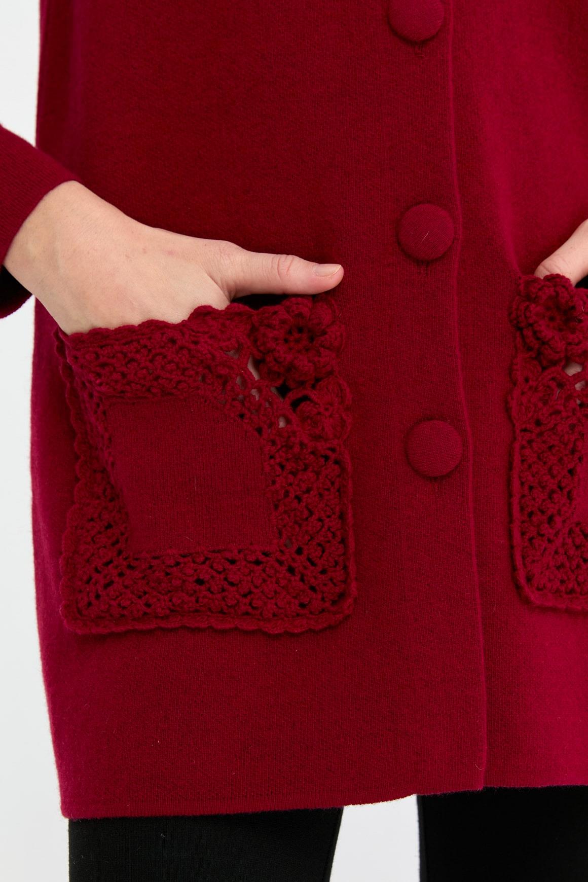 24017Kadın Dik Yaka Araboy Yün Kaban V.Çürüğü