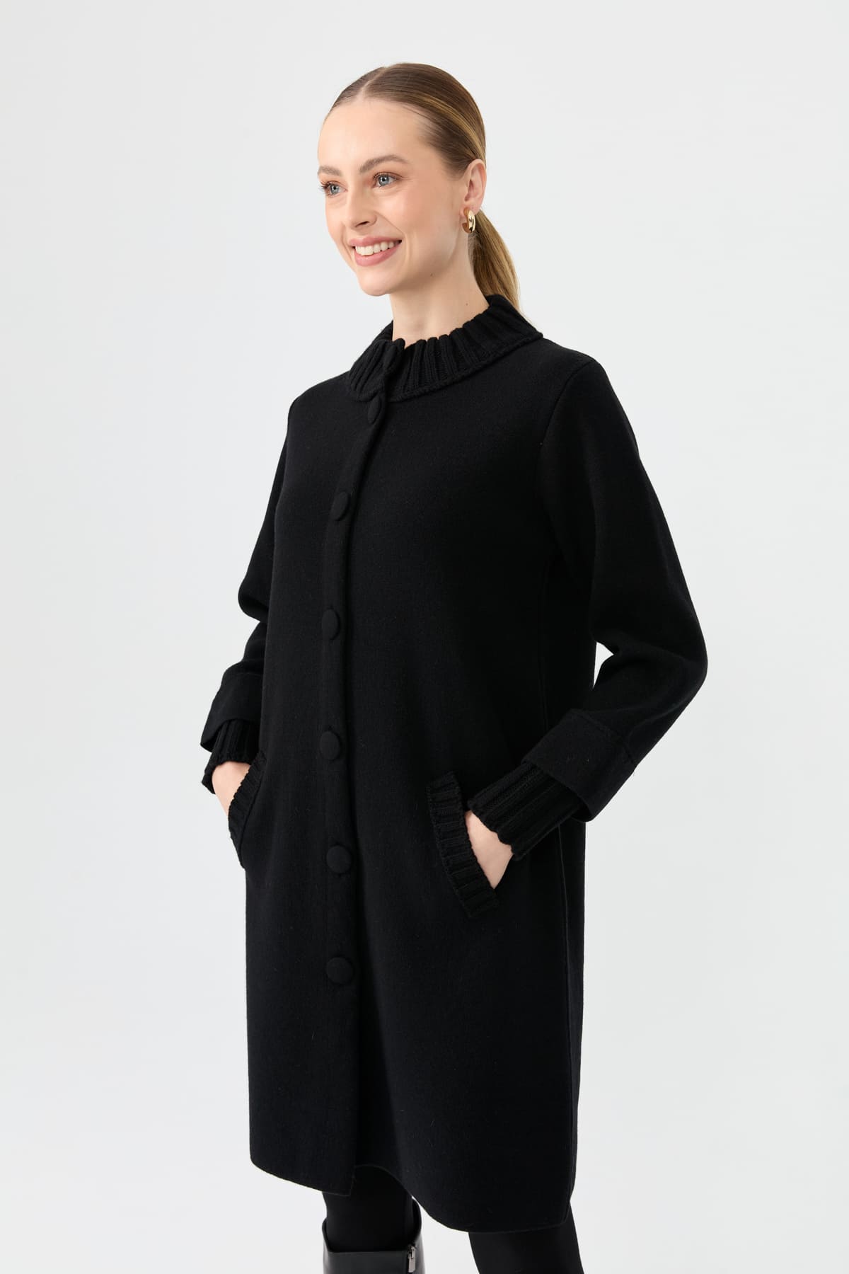 24045Kadın Dik Yaka Basic Uzun Yün Kaban Siyah